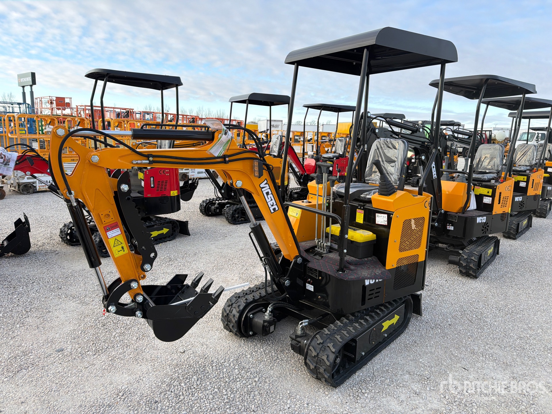 General Appearance with Picture, Left Front Corner