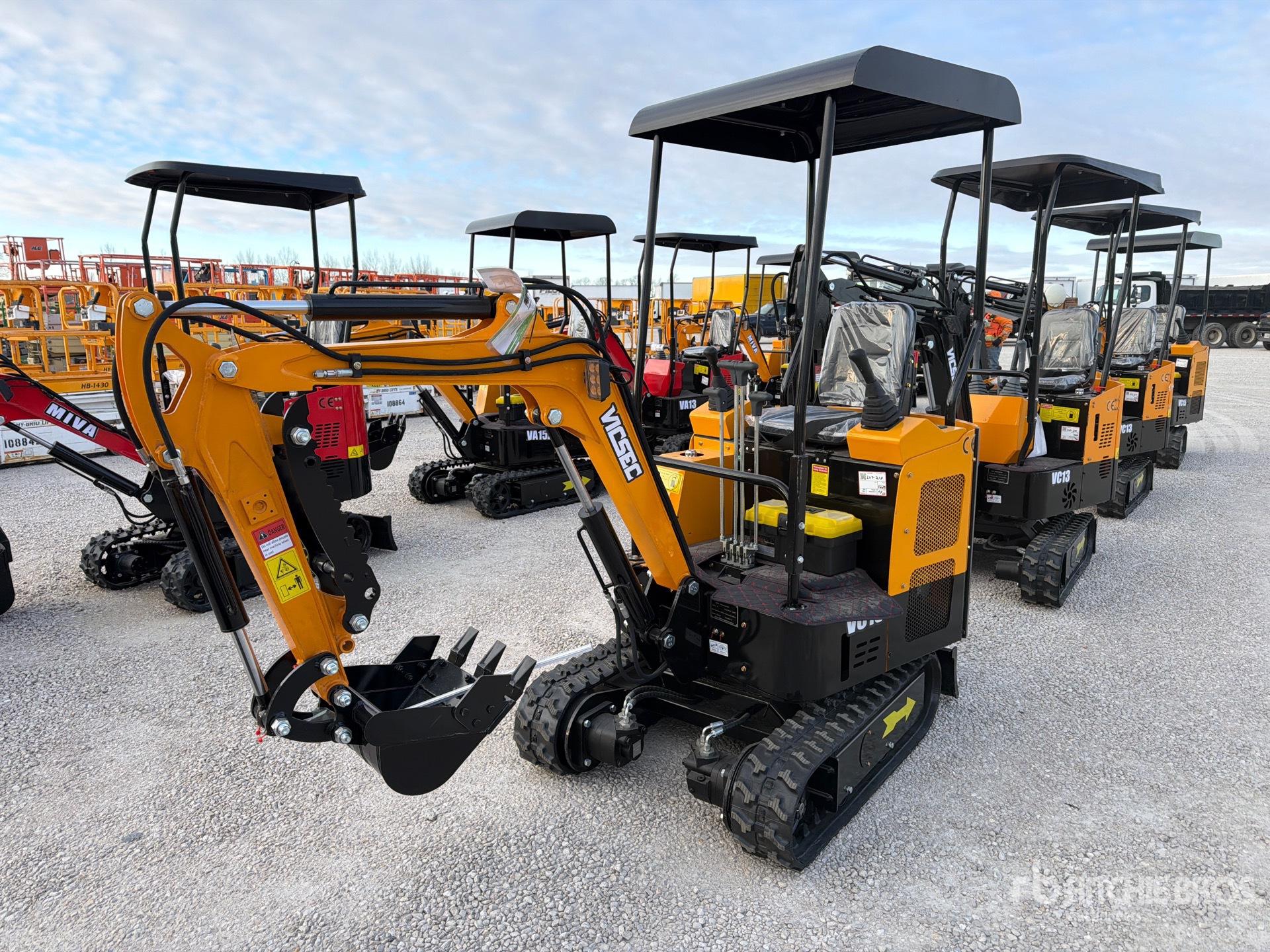 General Appearance with Featured Photo