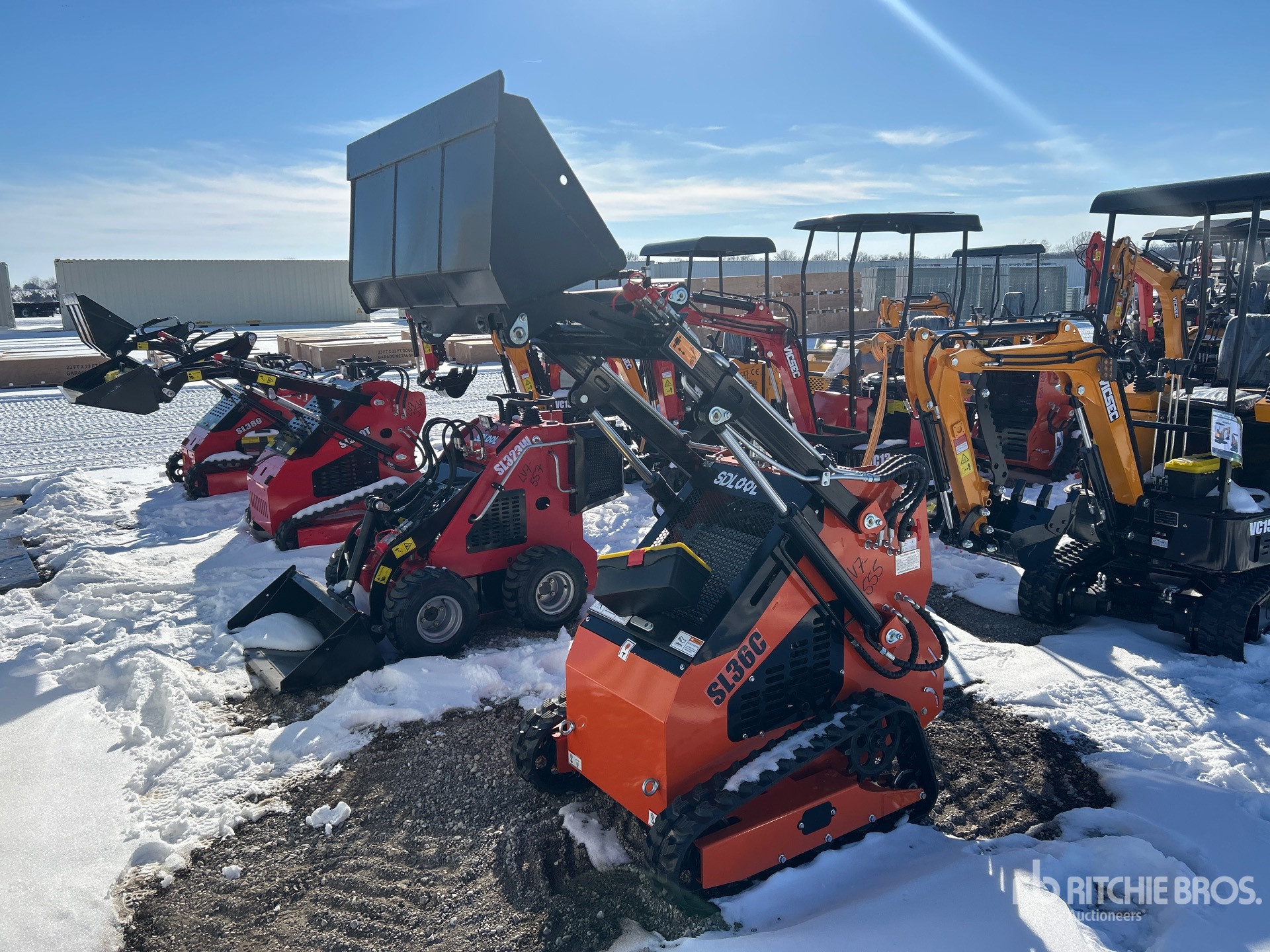 General Appearance with Picture, Left Front Corner