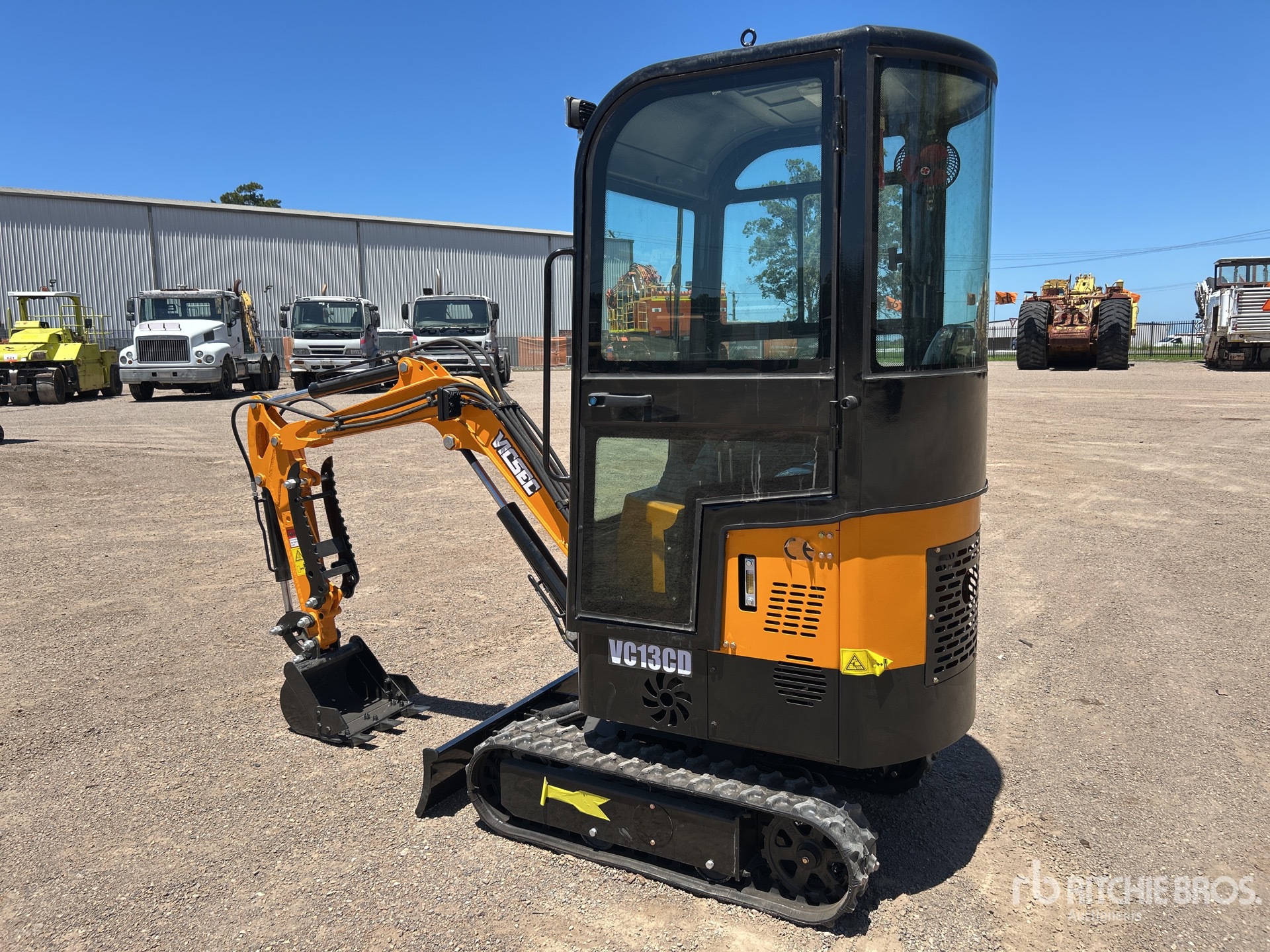 General Appearance with Bild, Ecke hinten links