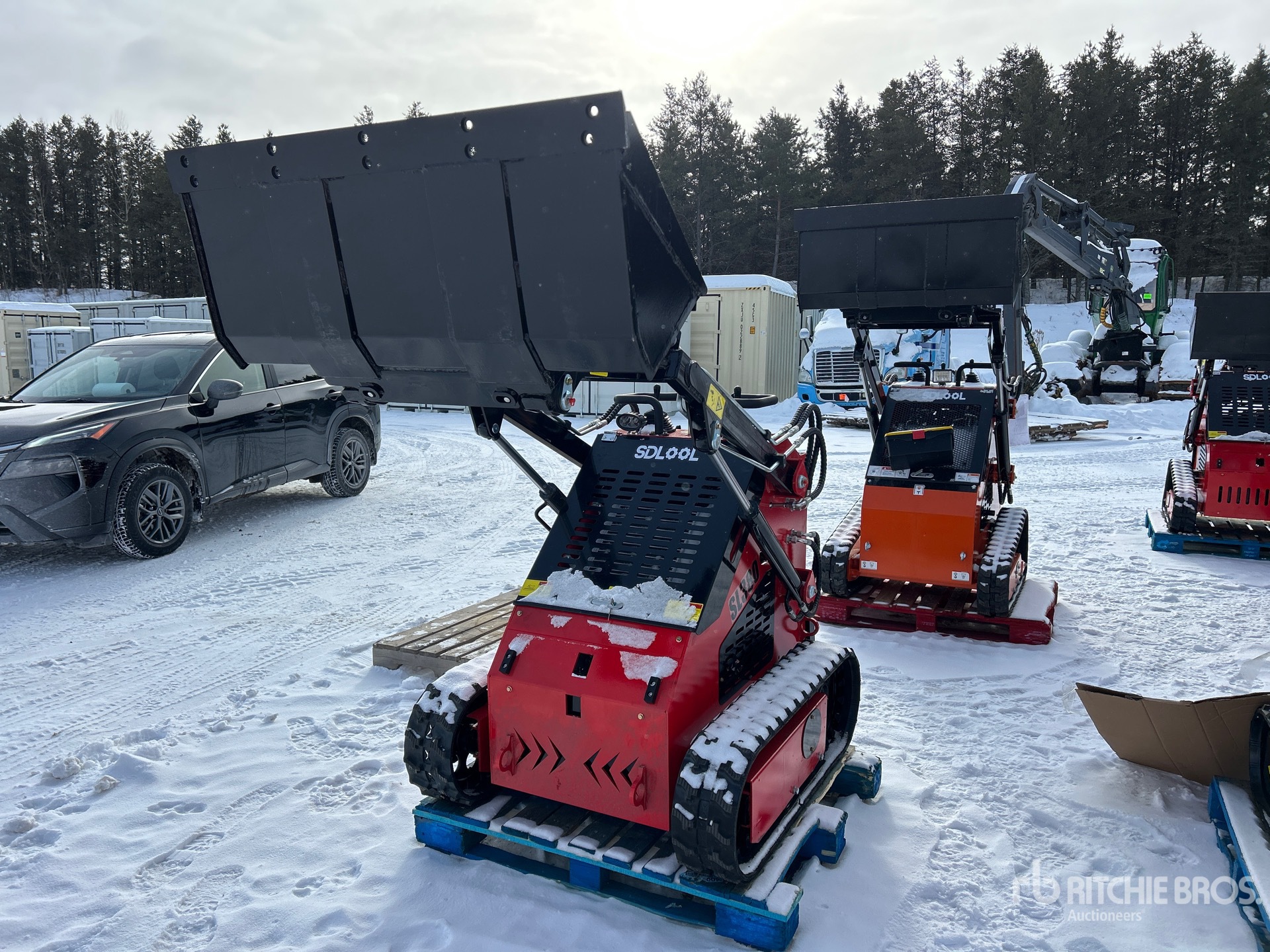 General Appearance with Picture, Left Front Corner