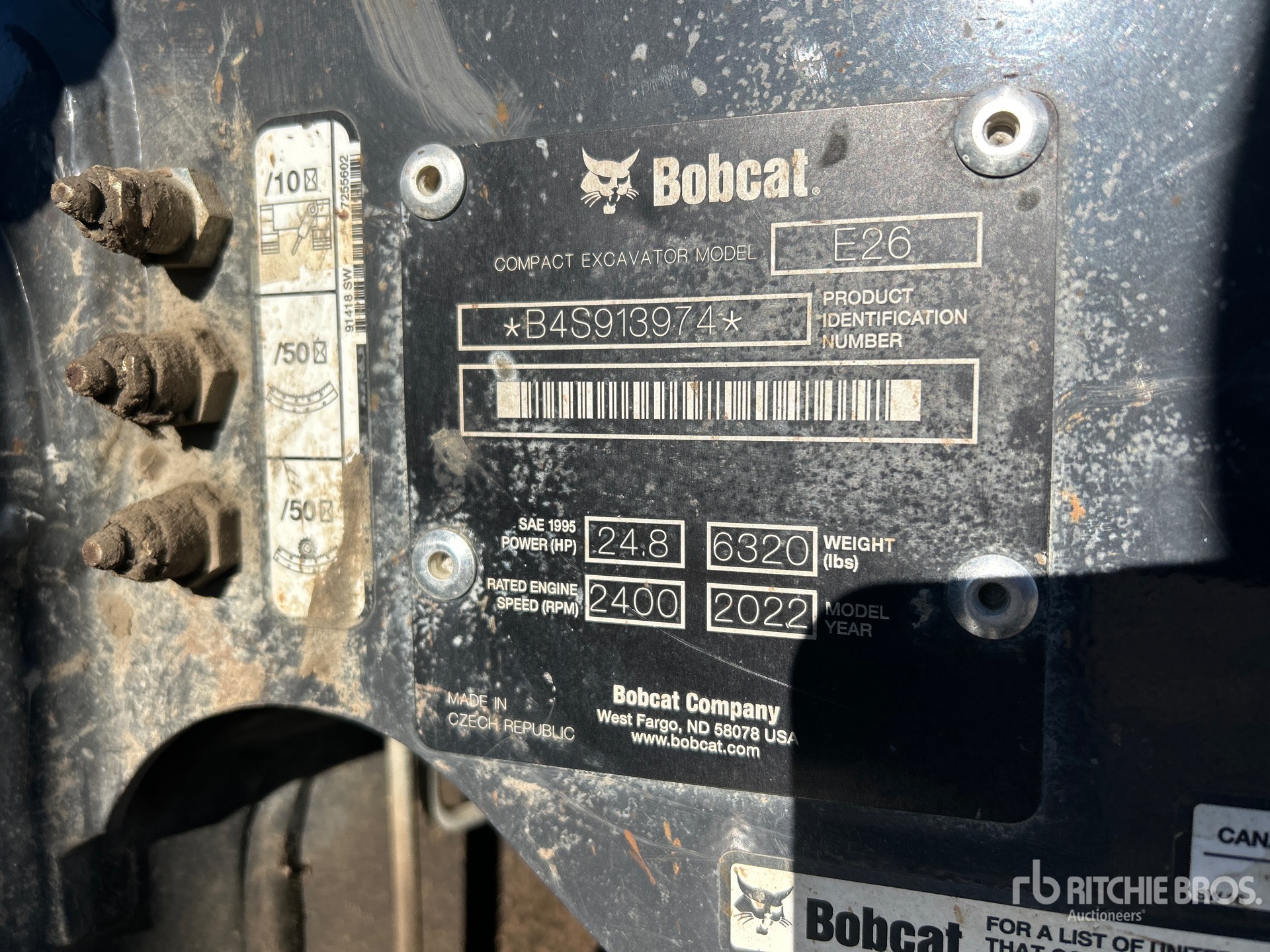 2022 Bobcat E26