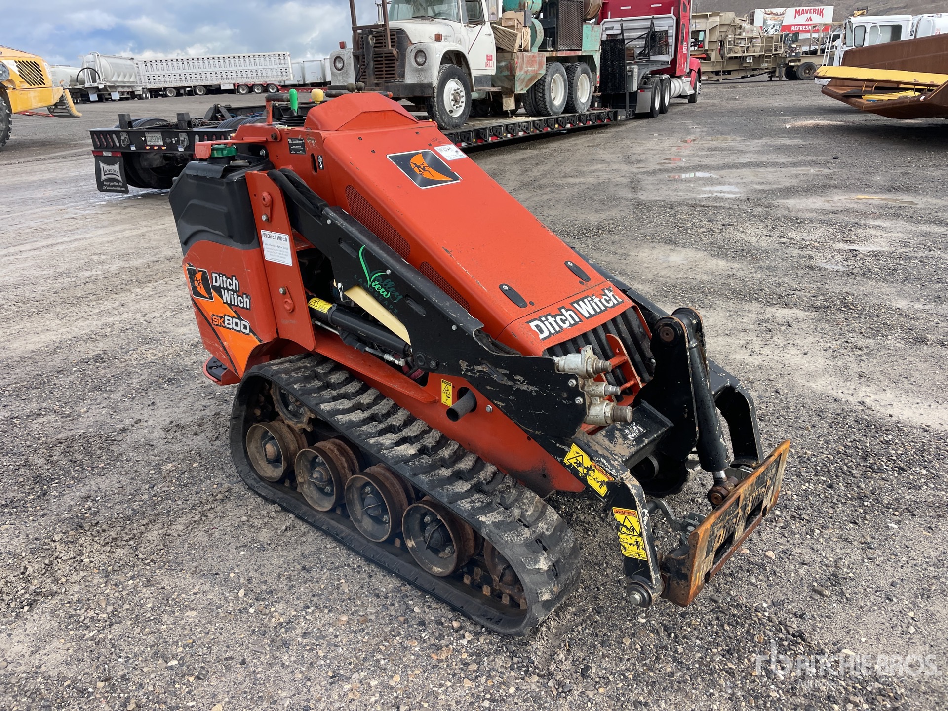 General Appearance with Image, coin avant droit