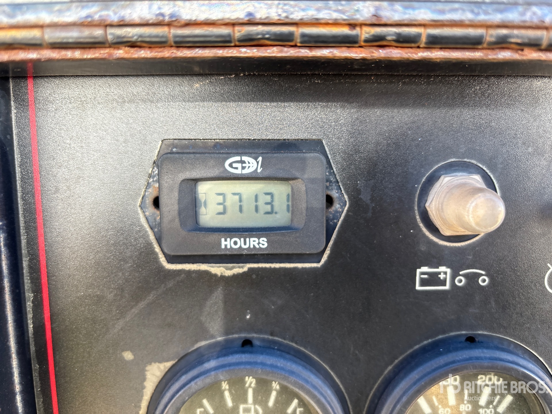 General Appearance with Hour Meter / Odometer