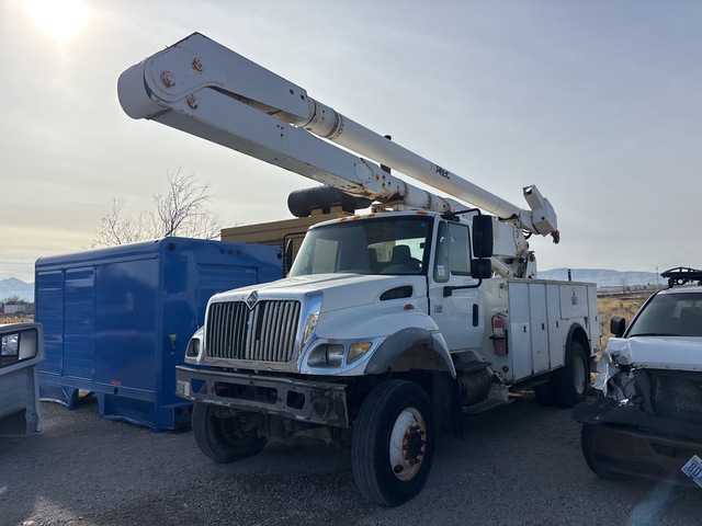 2006 Altec 55 ft on 2007 International 7300 4x4 Bucket Truck