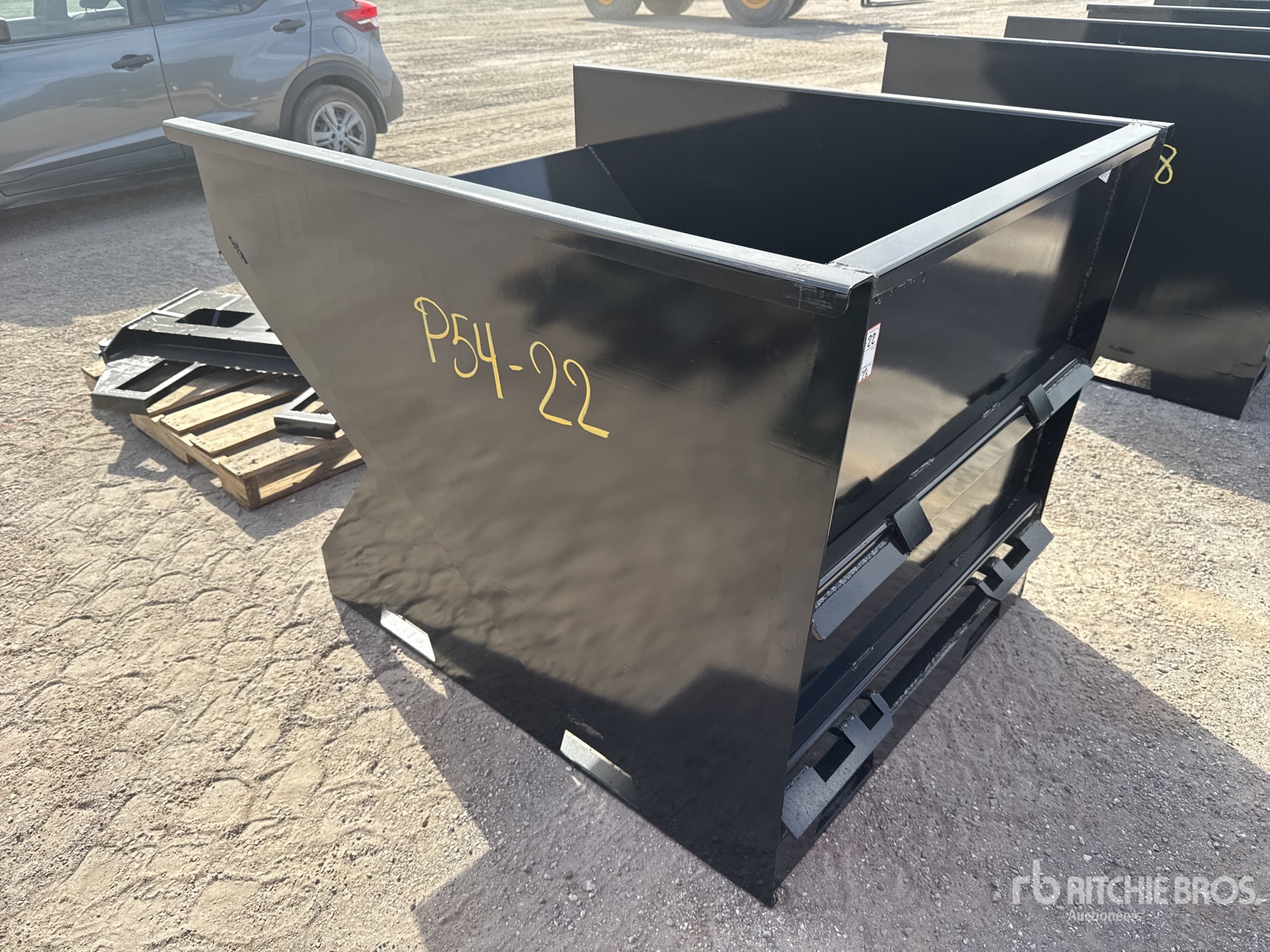 General Appearance with Foto, angolo posteriore sinistro