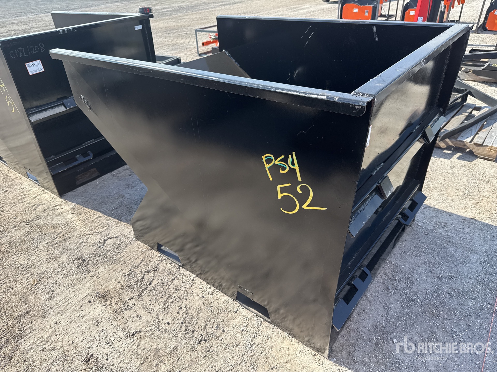 General Appearance with Foto, angolo posteriore sinistro