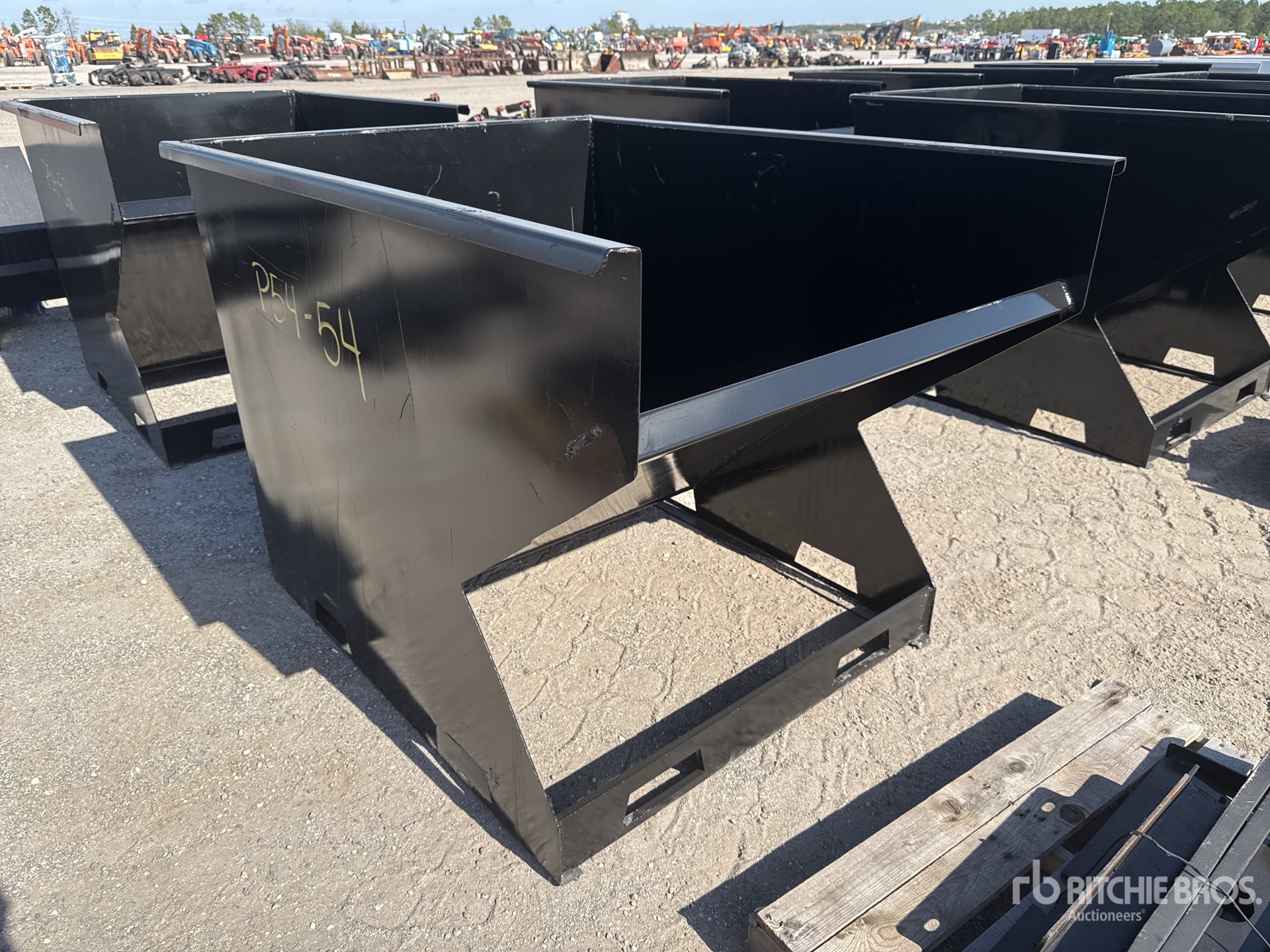 General Appearance with Foto, angolo anteriore sinistro