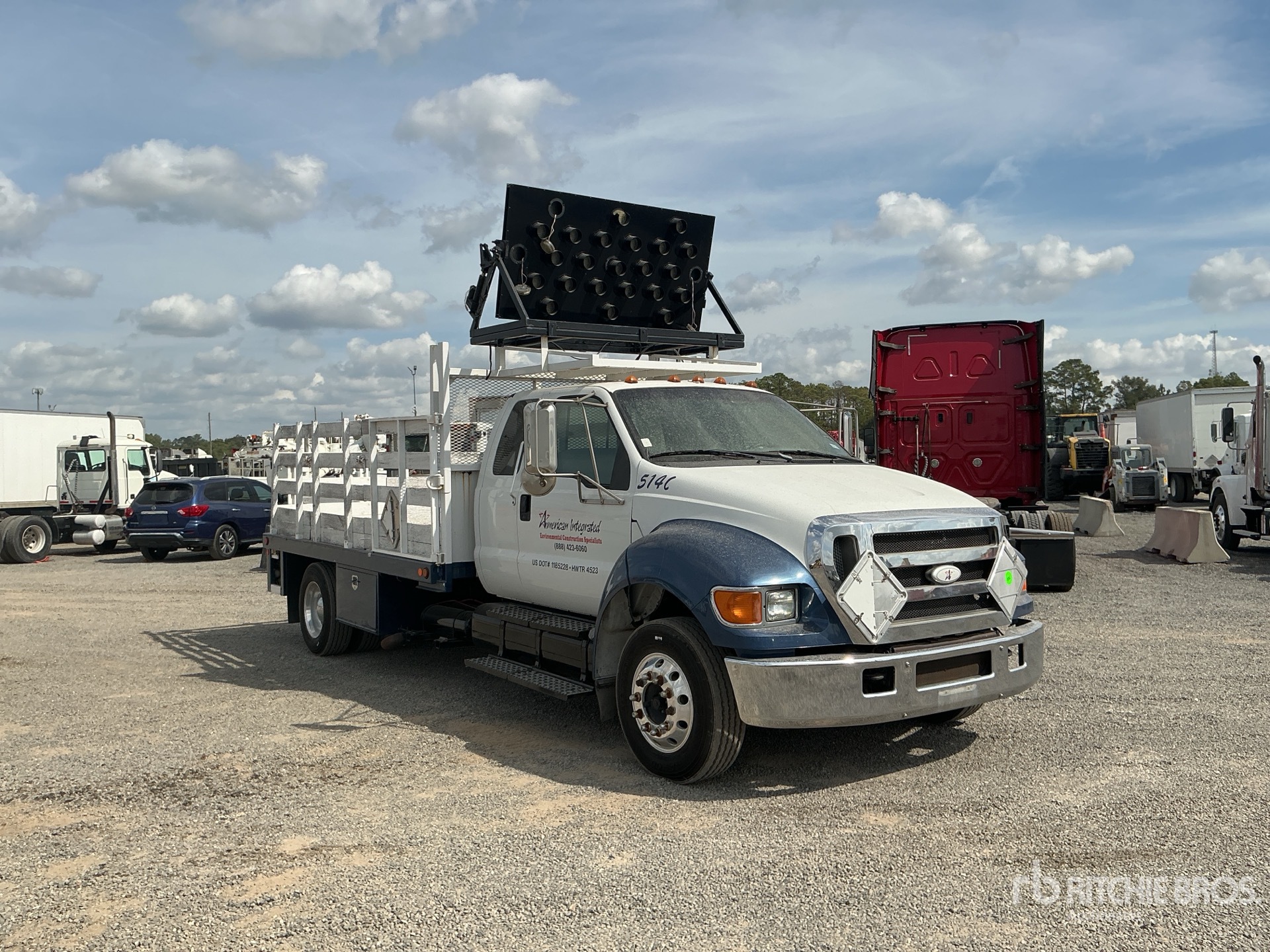 General Appearance with Imagen: esquina delantera derecha