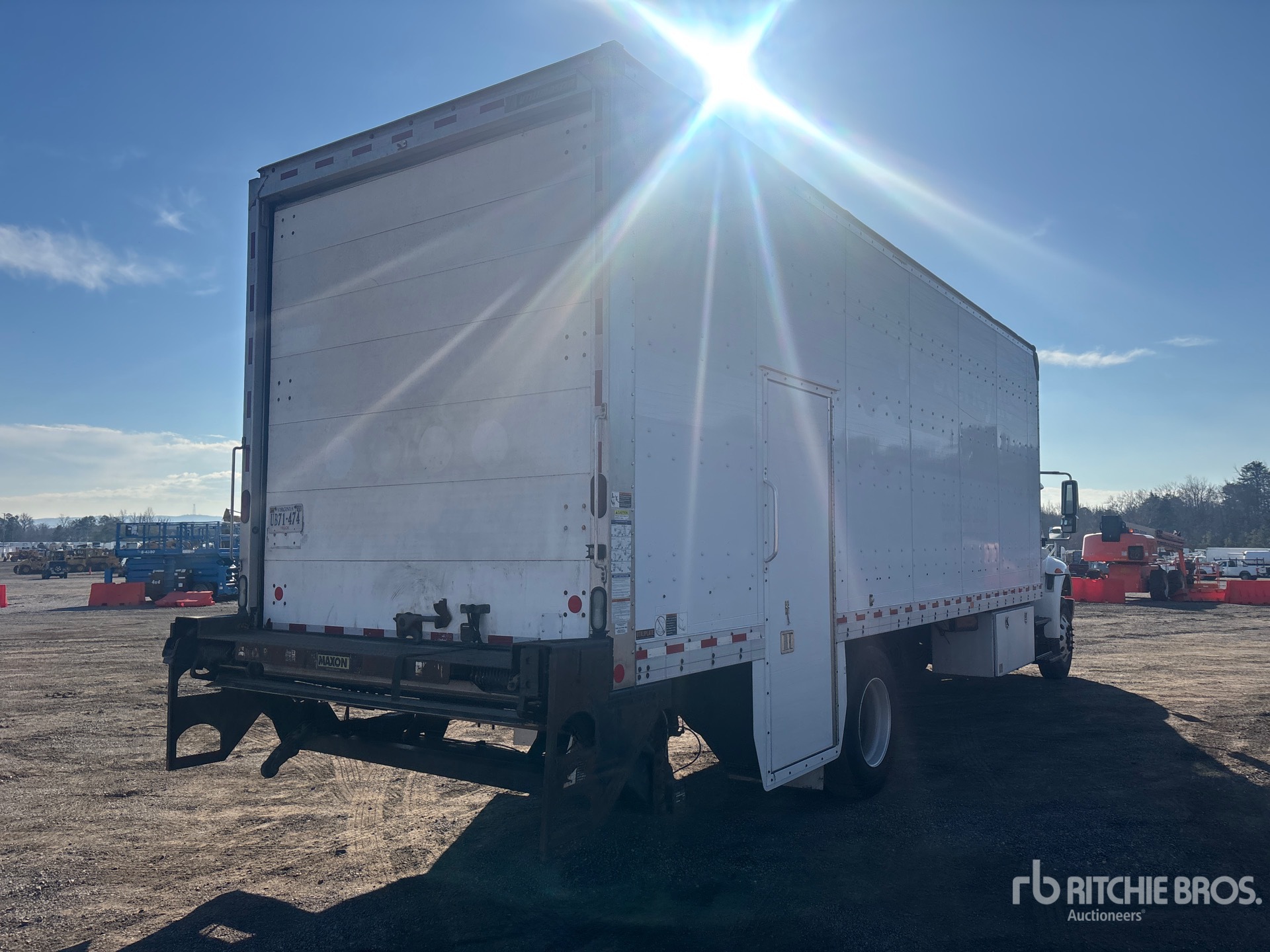 General Appearance with Zdjęcie, prawy dolny róg