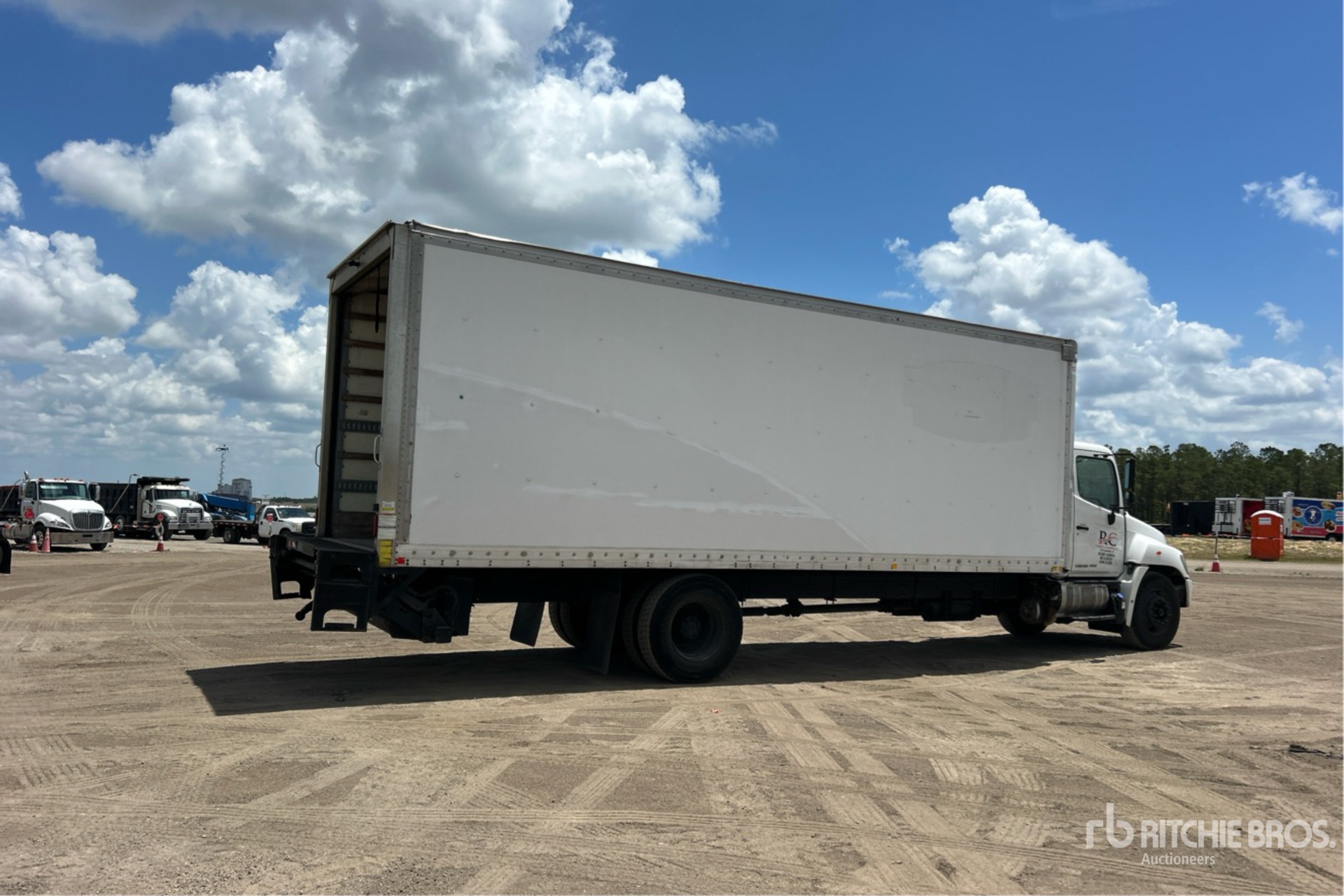 2018 Hino 268