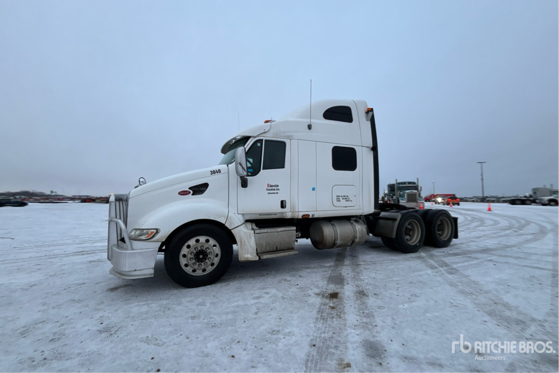Aspect général with Image, coin avant gauche