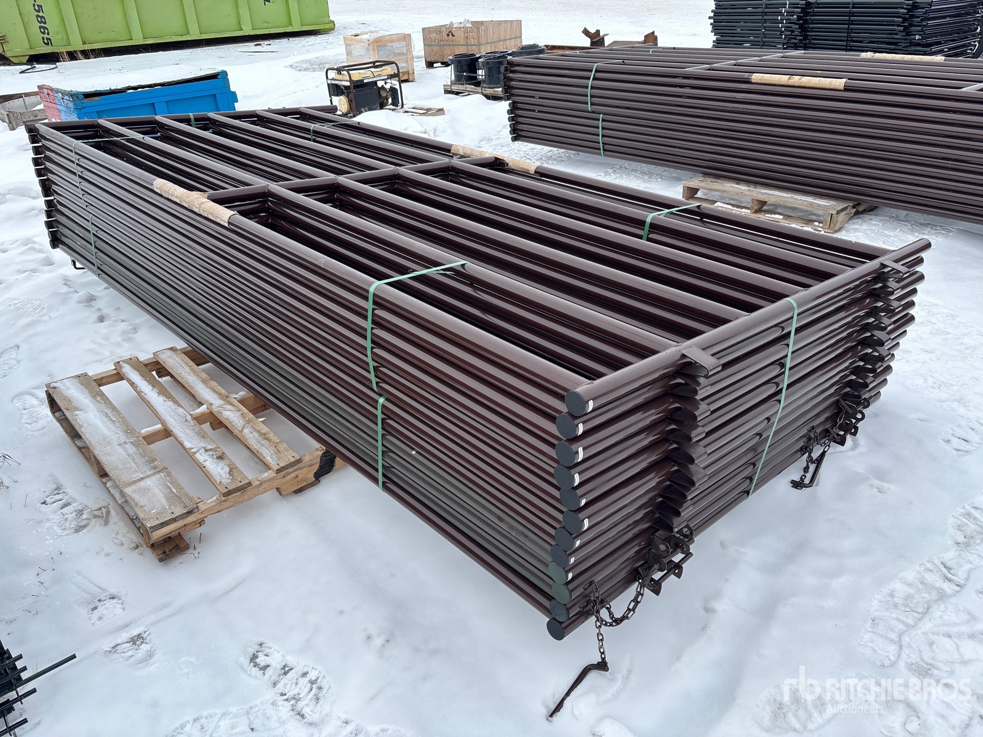 General Appearance with Foto, angolo anteriore sinistro