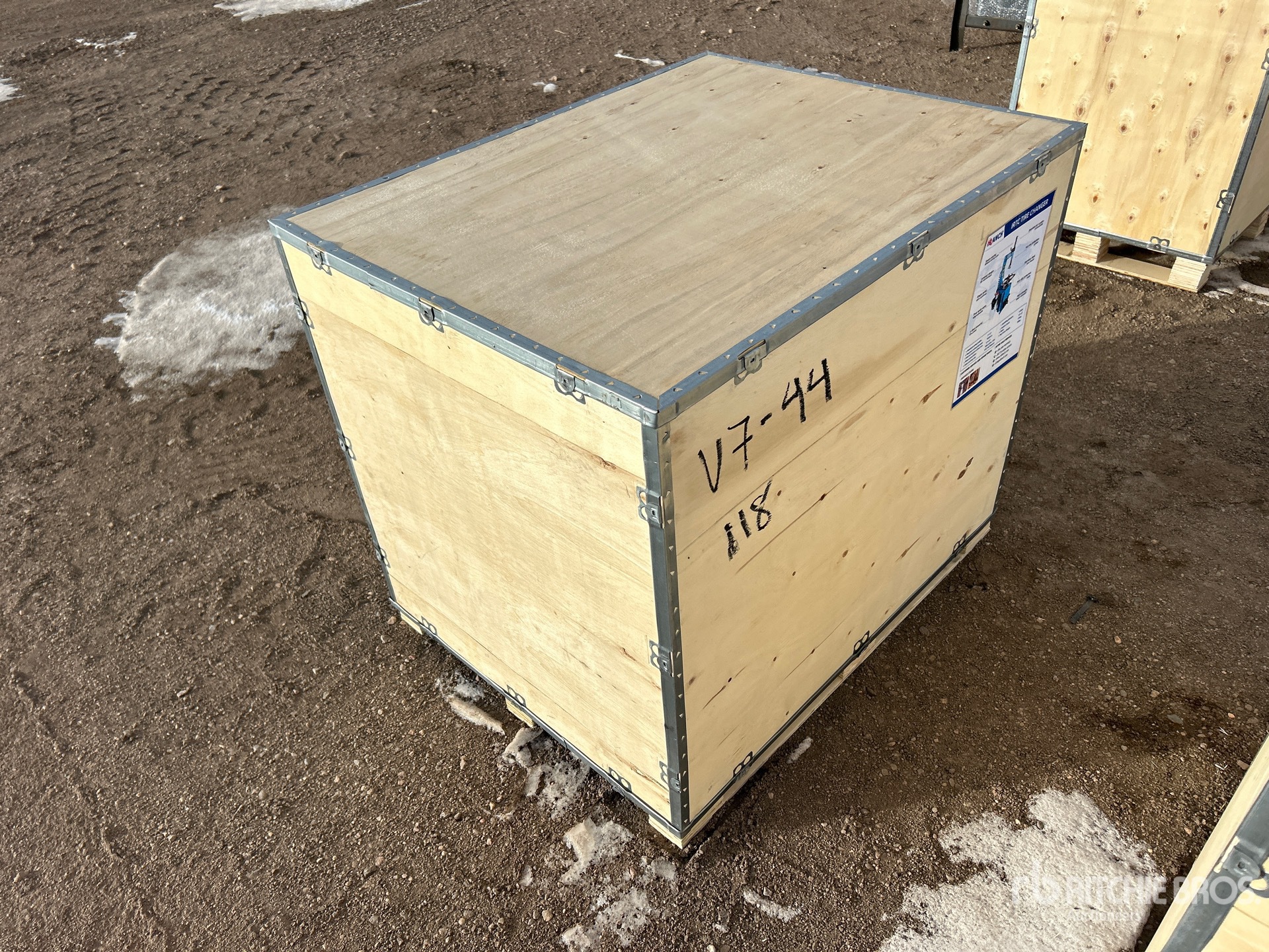 General Appearance with Picture, Left Front Corner