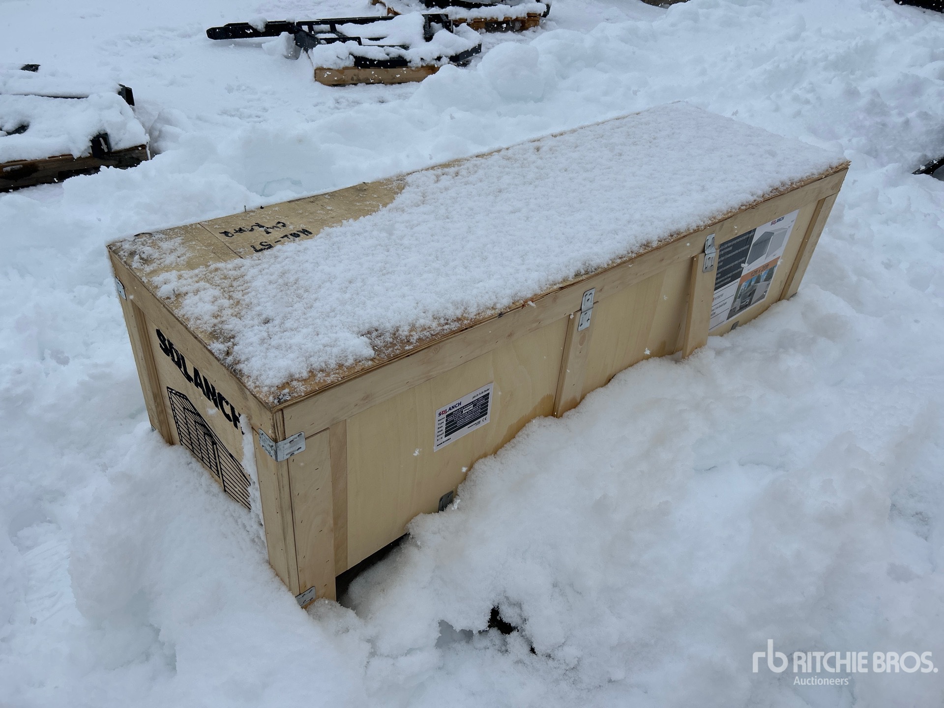 General Appearance with Picture, Left Rear Corner