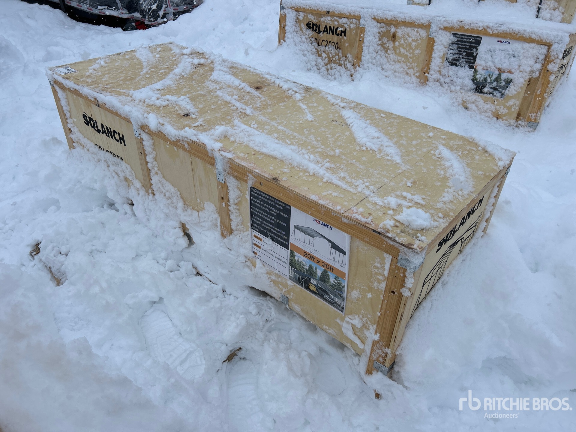 General Appearance with Picture, Left Front Corner