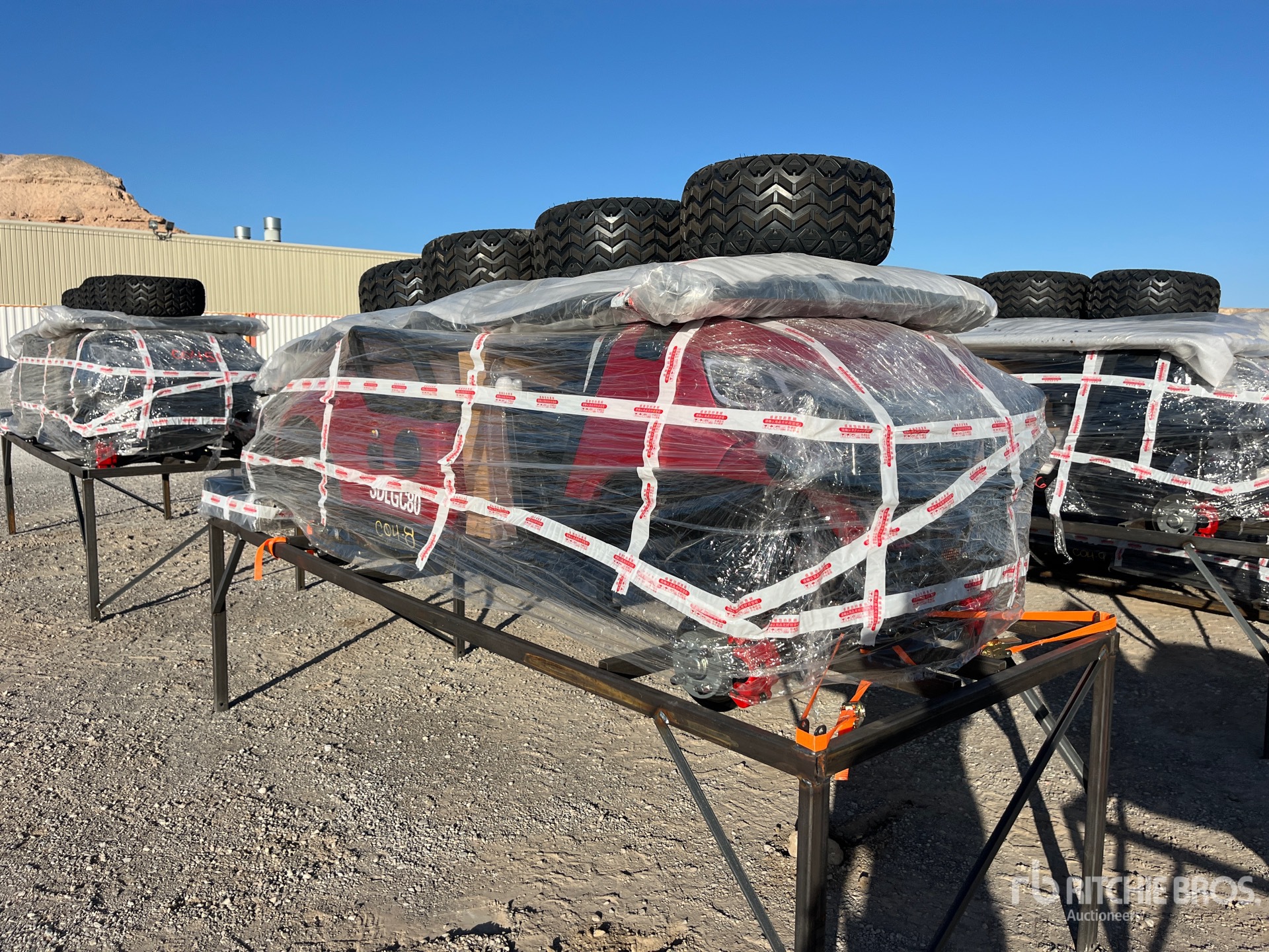 General Appearance with Picture, Right Front Corner