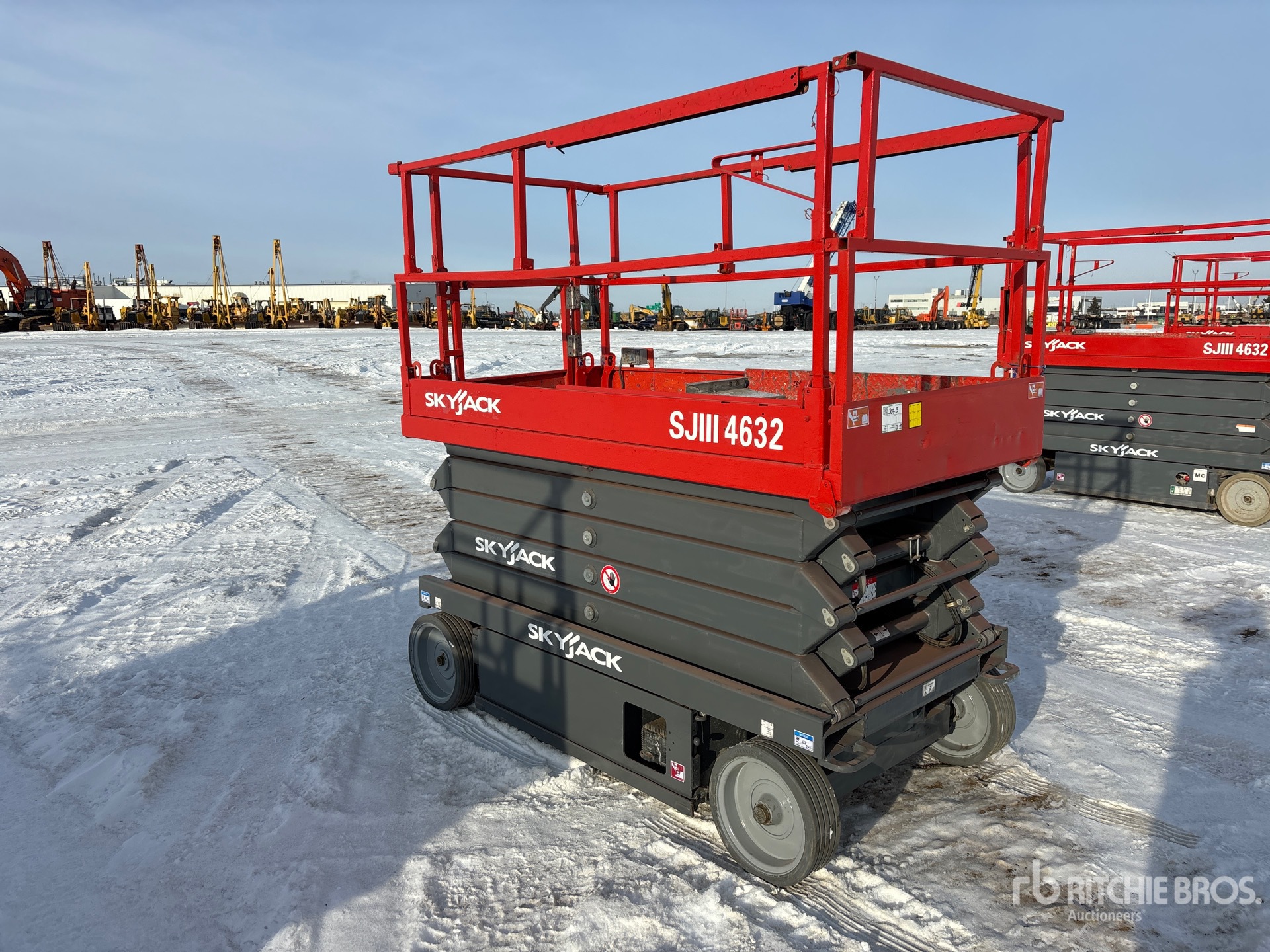 General Appearance with Foto, angolo anteriore destro