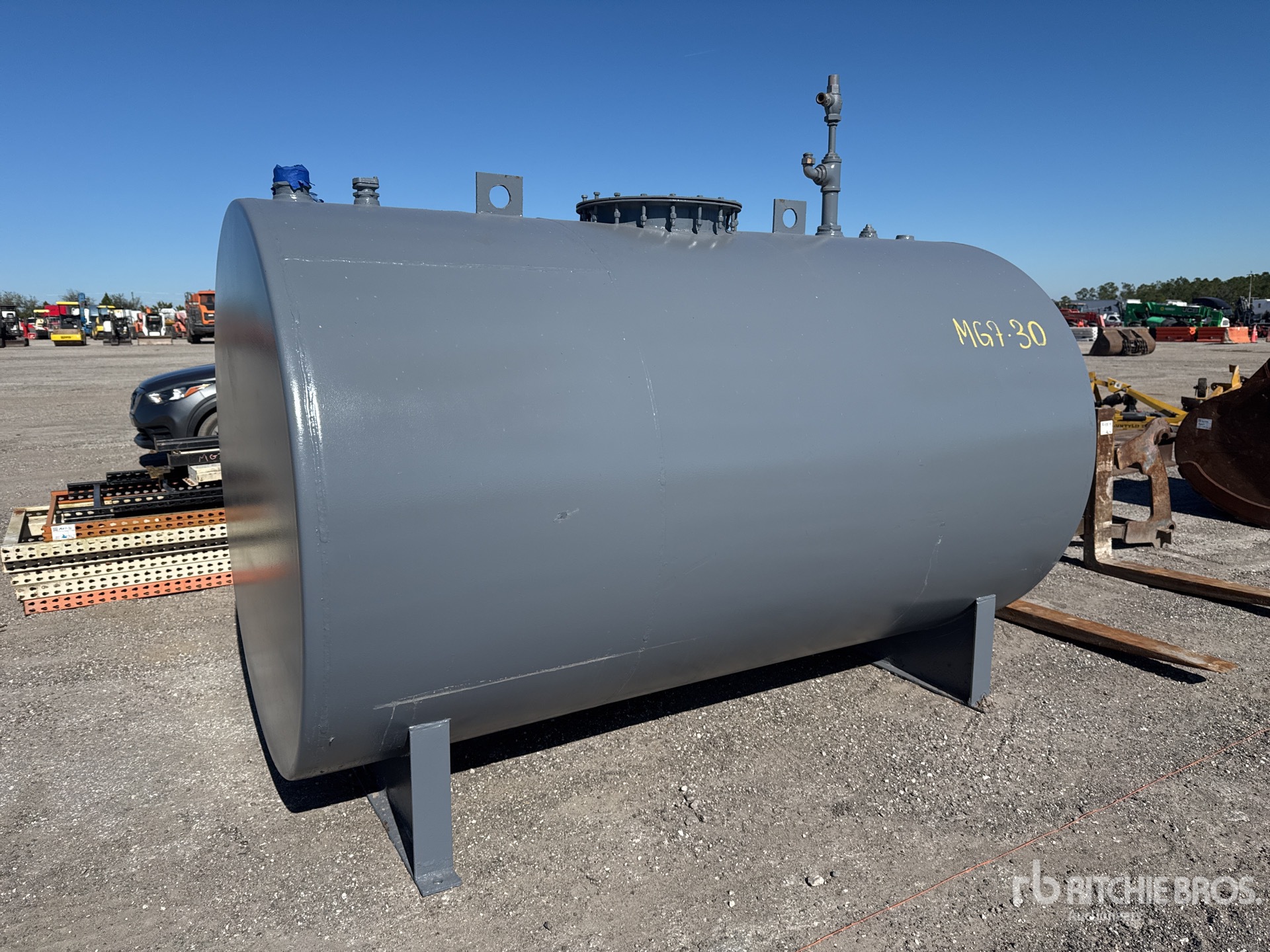 General Appearance with Image, coin avant droit