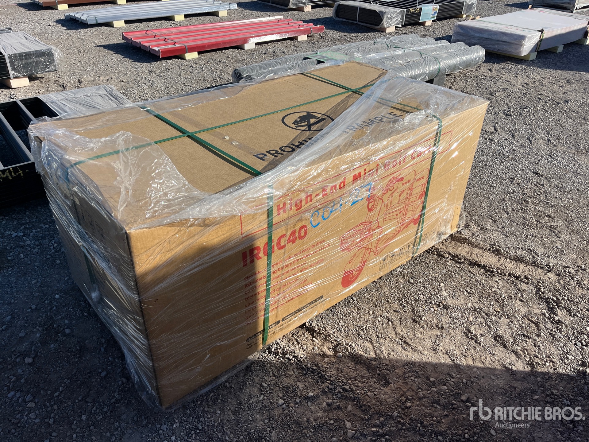 General Appearance with Picture, Right Front Corner