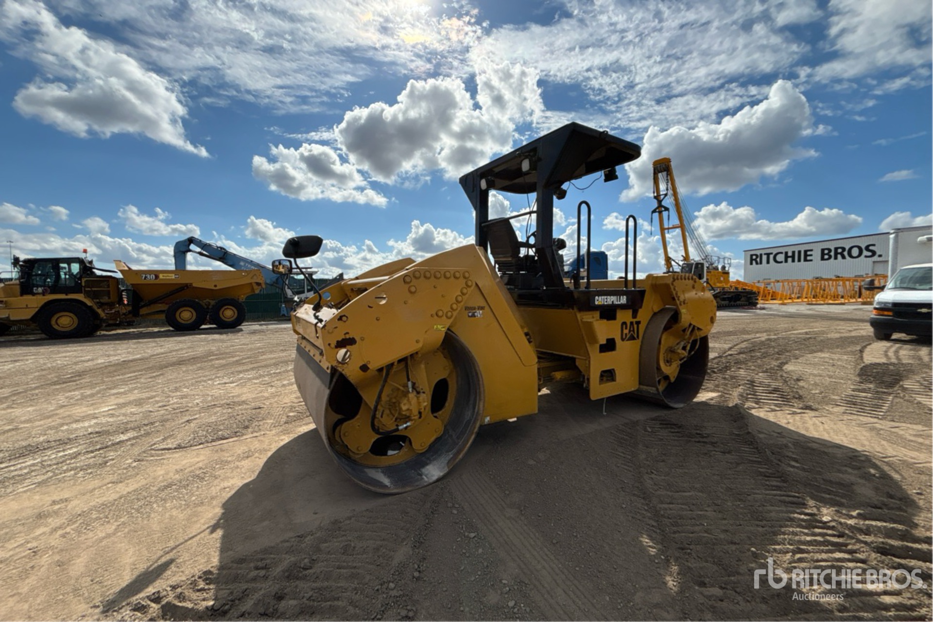 General Appearance with Imagen: esquina trasera derecha