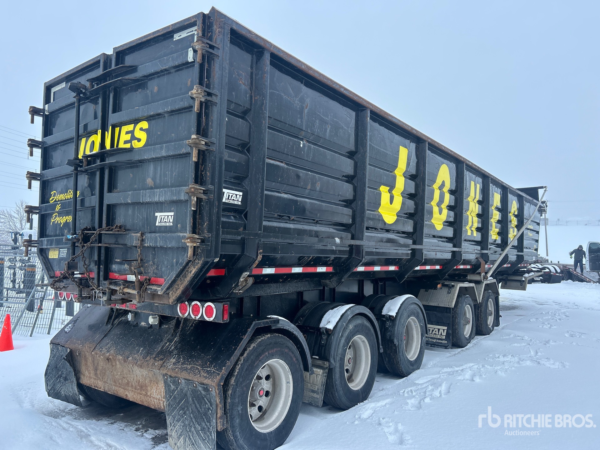 General Appearance with Imagen: esquina trasera derecha