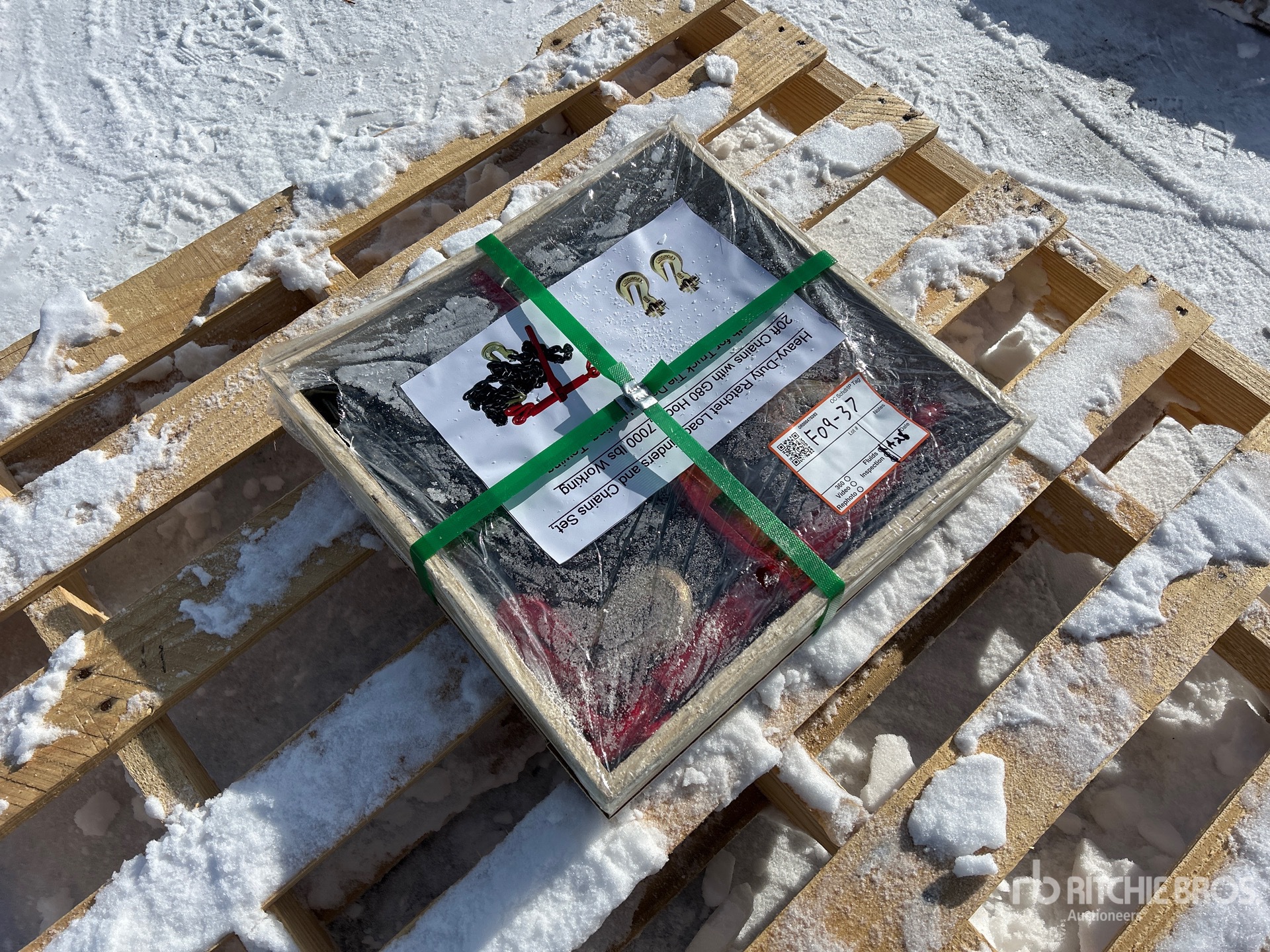 General Appearance with Picture, Right Front Corner