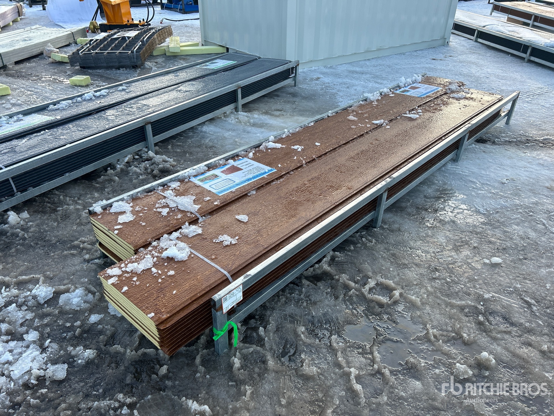 General Appearance with Foto, angolo anteriore destro