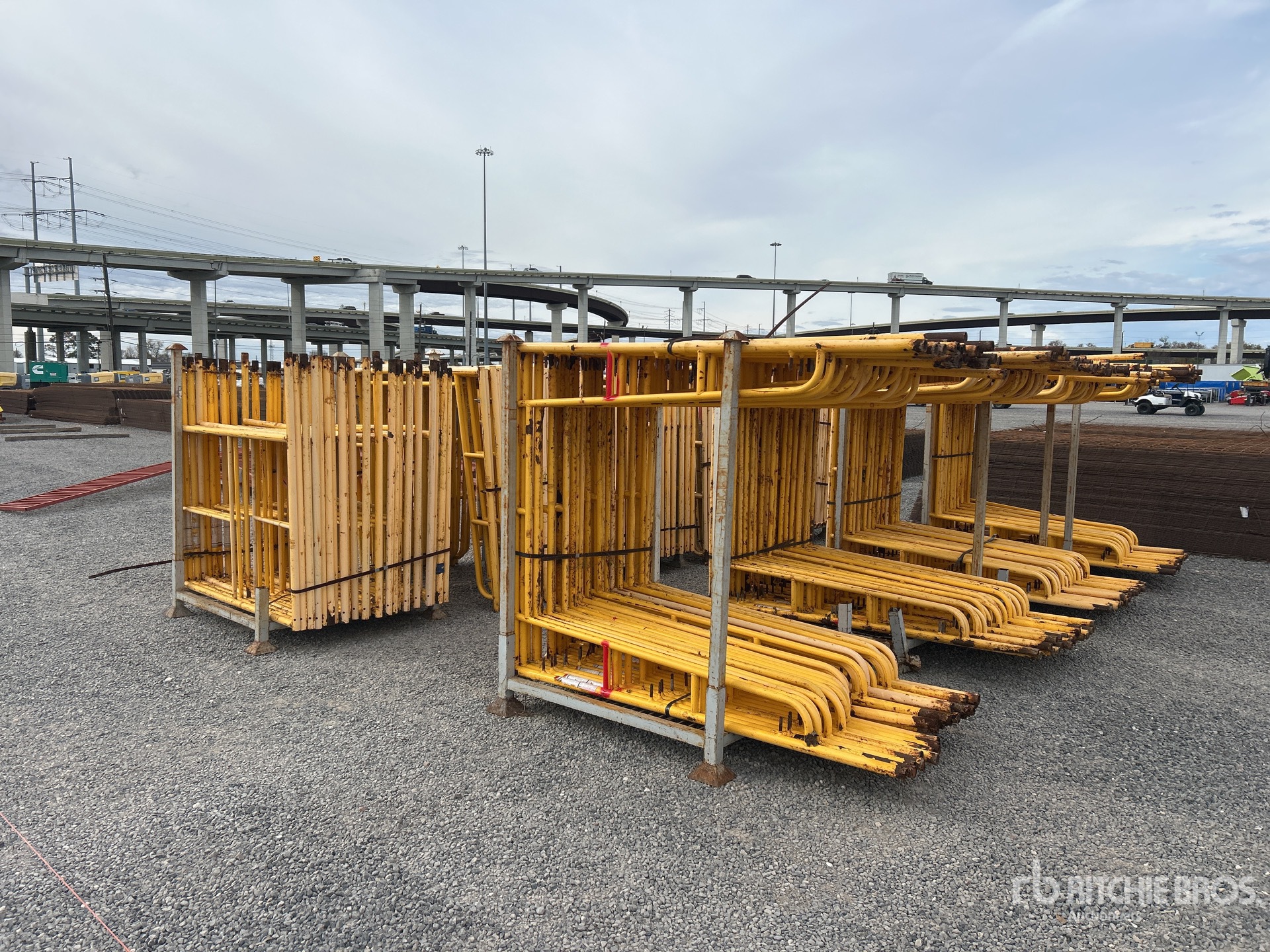 Aspect général with Image, coin avant droit