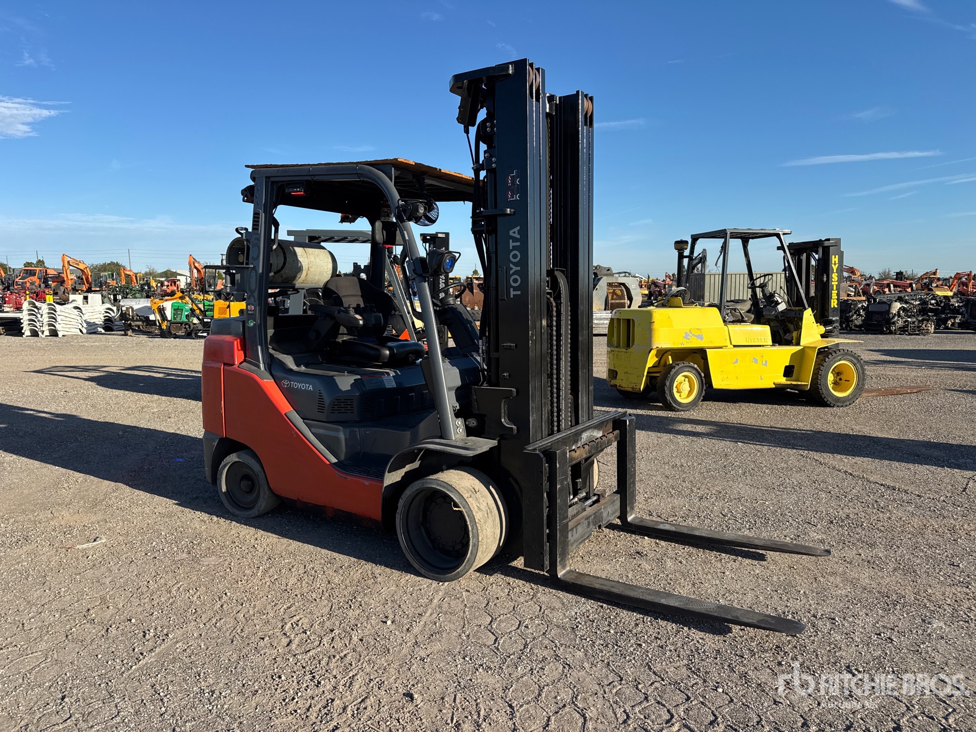 General Appearance with Bild, Ecke vorne rechts