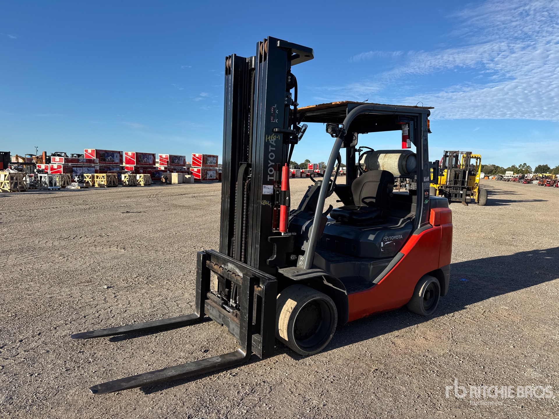 General Appearance with Bild, Ecke vorne links