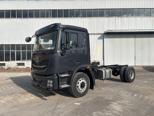 2024 XCMG XGA1180D5EAX 4x2 Cab & Chassis