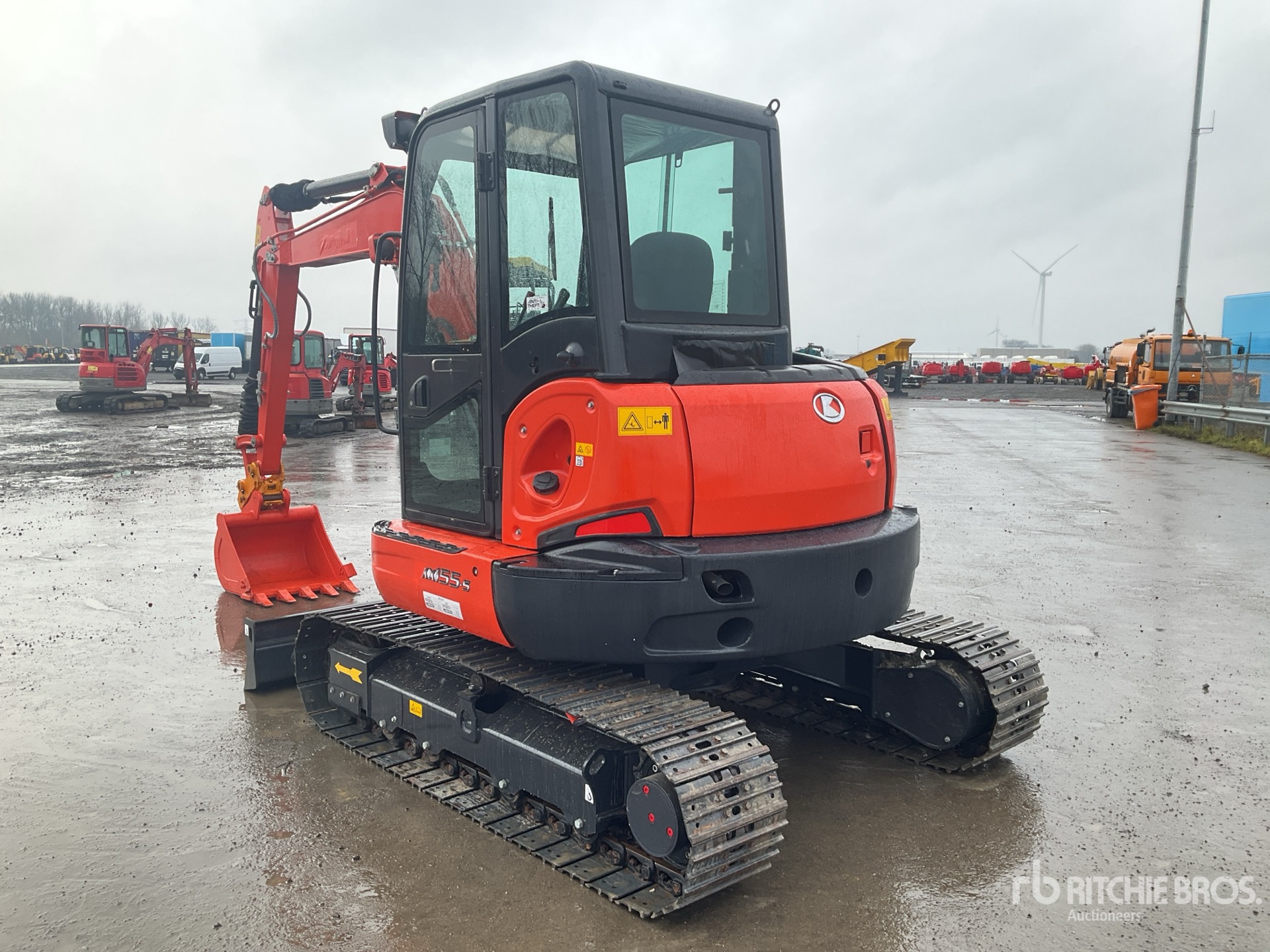 General Appearance with Picture, Left Rear Corner