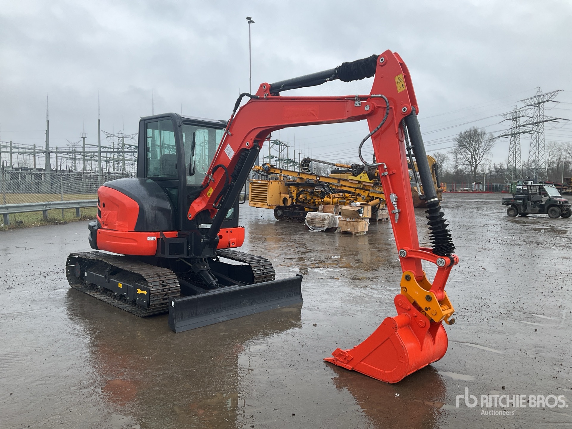 General Appearance with Picture, Right Front Corner