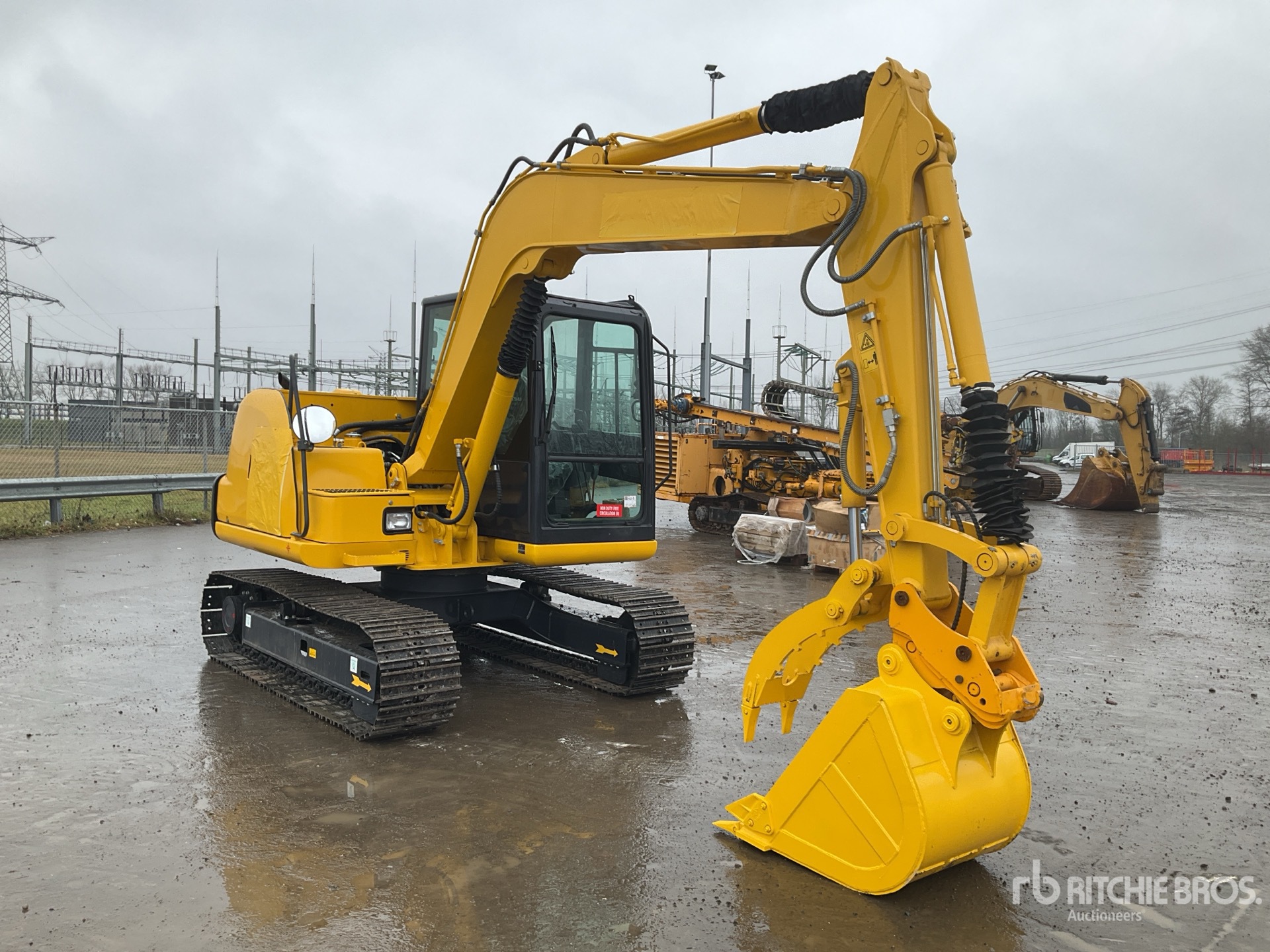 General Appearance with Foto, angolo anteriore destro