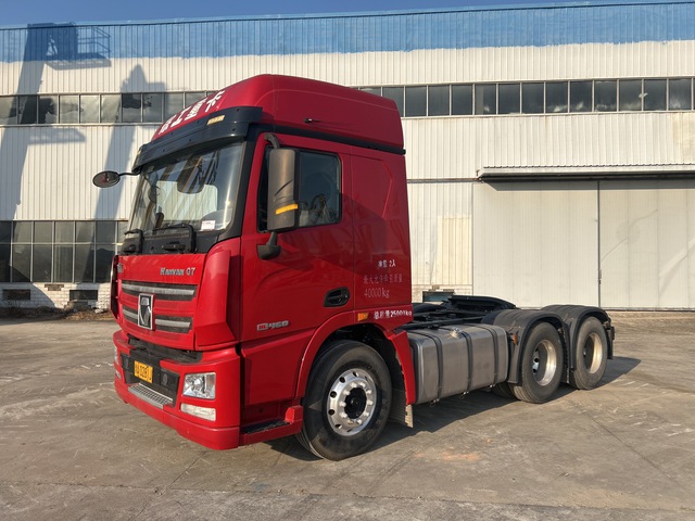 2020 XCMG XGA4250D5WC 6x4 Sleeper Truck Tractor (Unused)