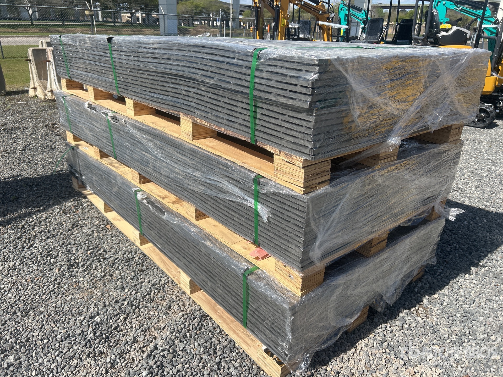 Aspect général with Image, coin arrière gauche