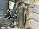 Chassis with Suspension Cylinders