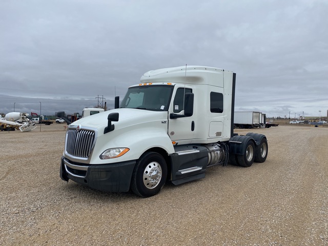2020 International LT625 6X4 6x4 T/A Sleeper Truck Tractor