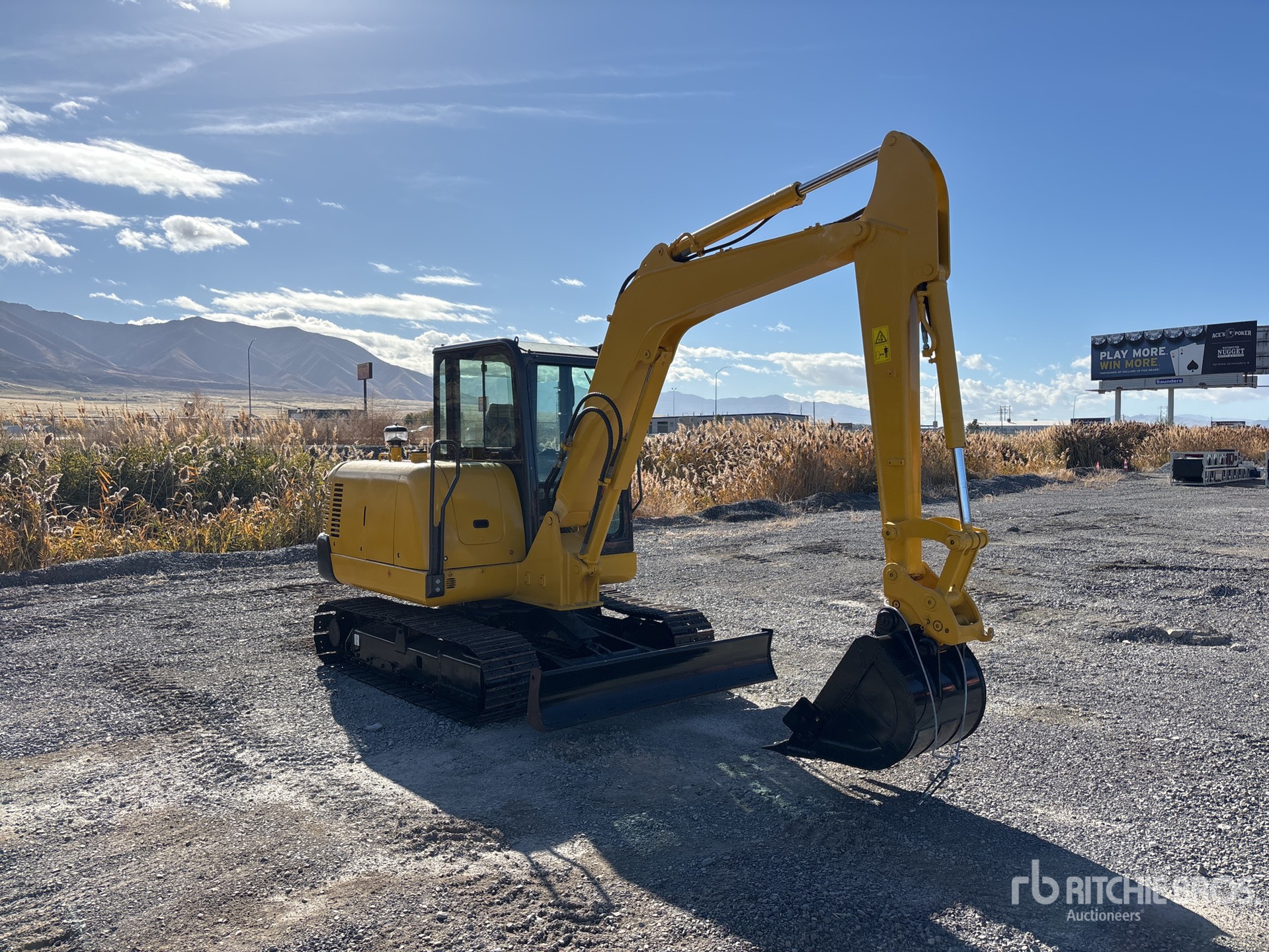 General Appearance with Picture, Right Front Corner