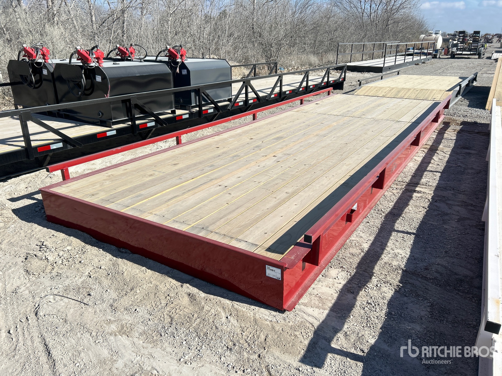 General Appearance with Foto, angolo anteriore sinistro