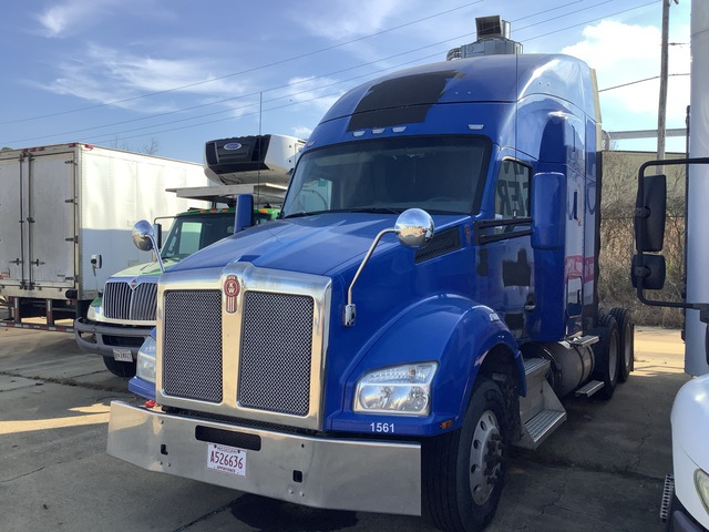 2016 Kenworth T880 6x4 T/A Sleeper Truck Tractor