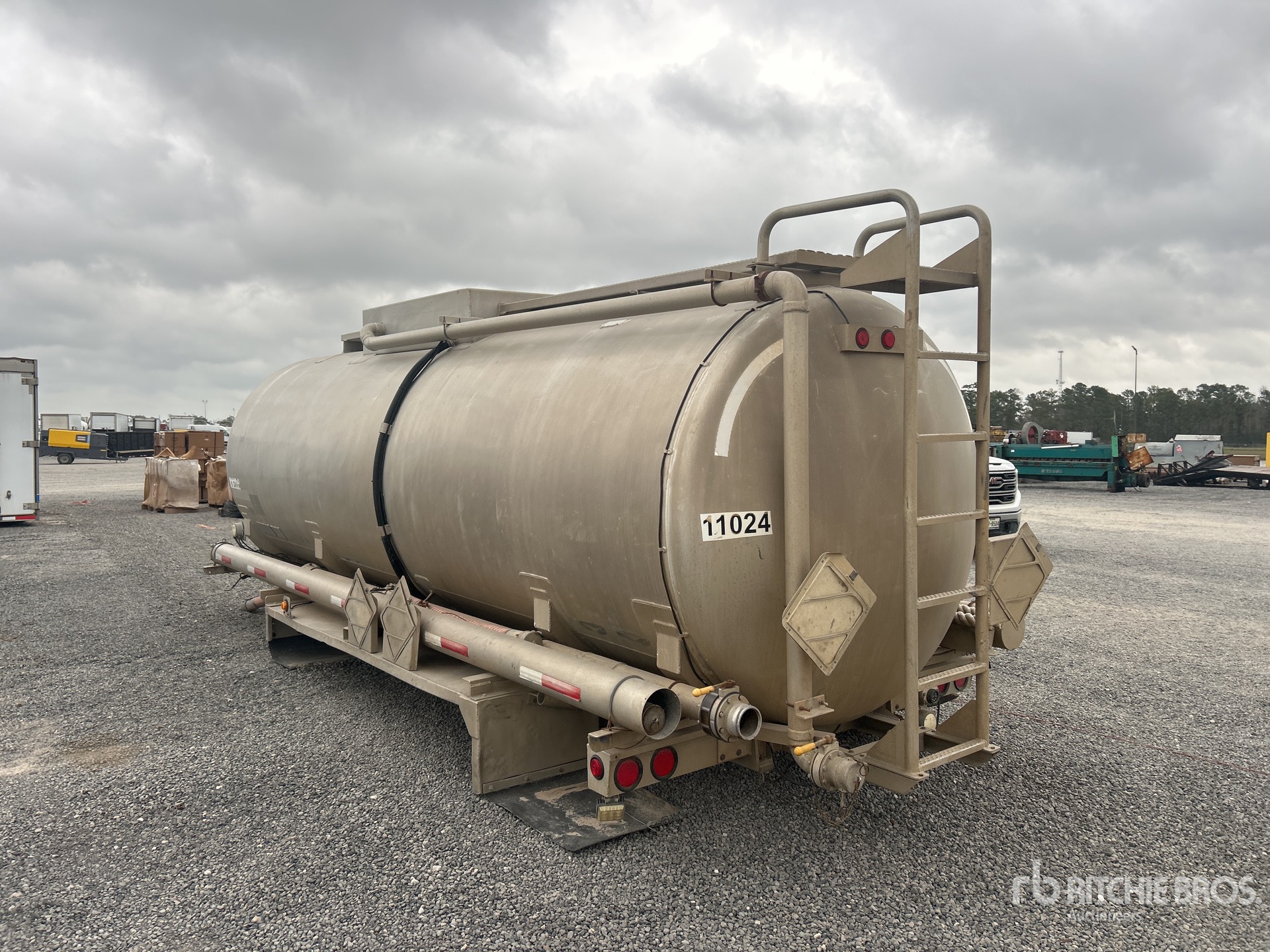 General Appearance with Imagen: esquina trasera izquierda