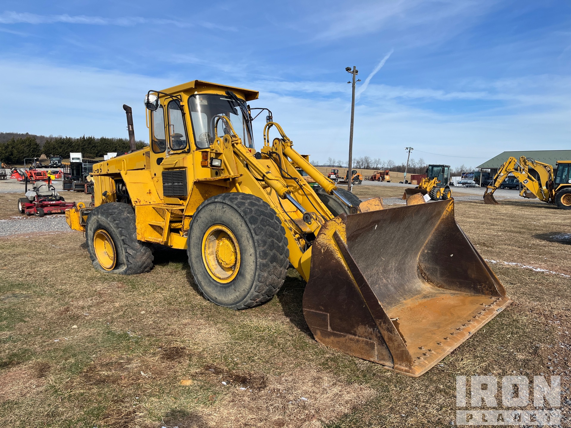 General Appearance with Foto, angolo anteriore destro