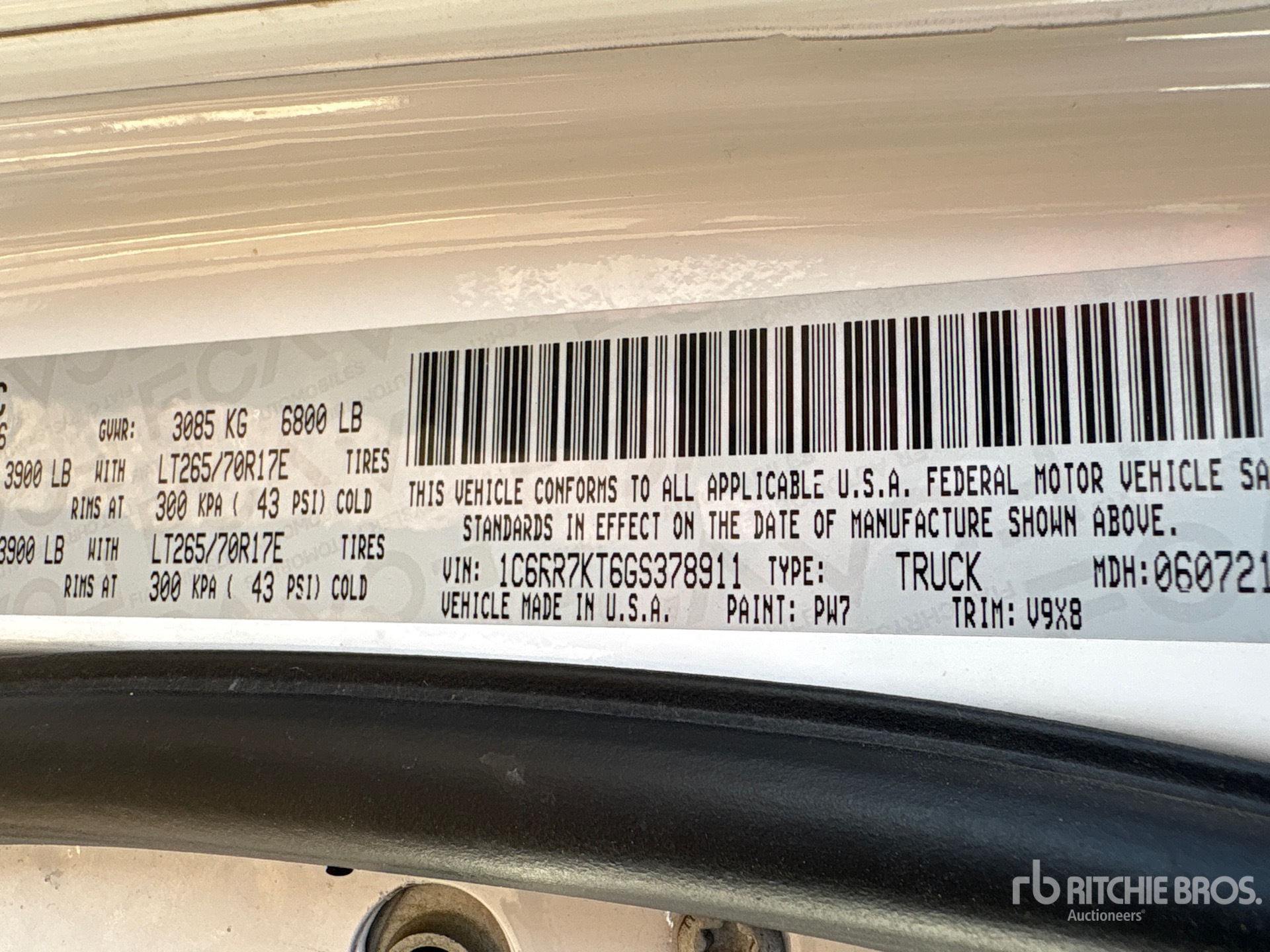 General Appearance with Serial Number / VIN