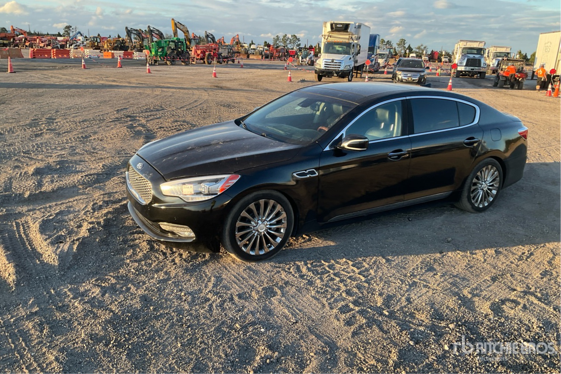 Aspect général with Image, coin avant gauche