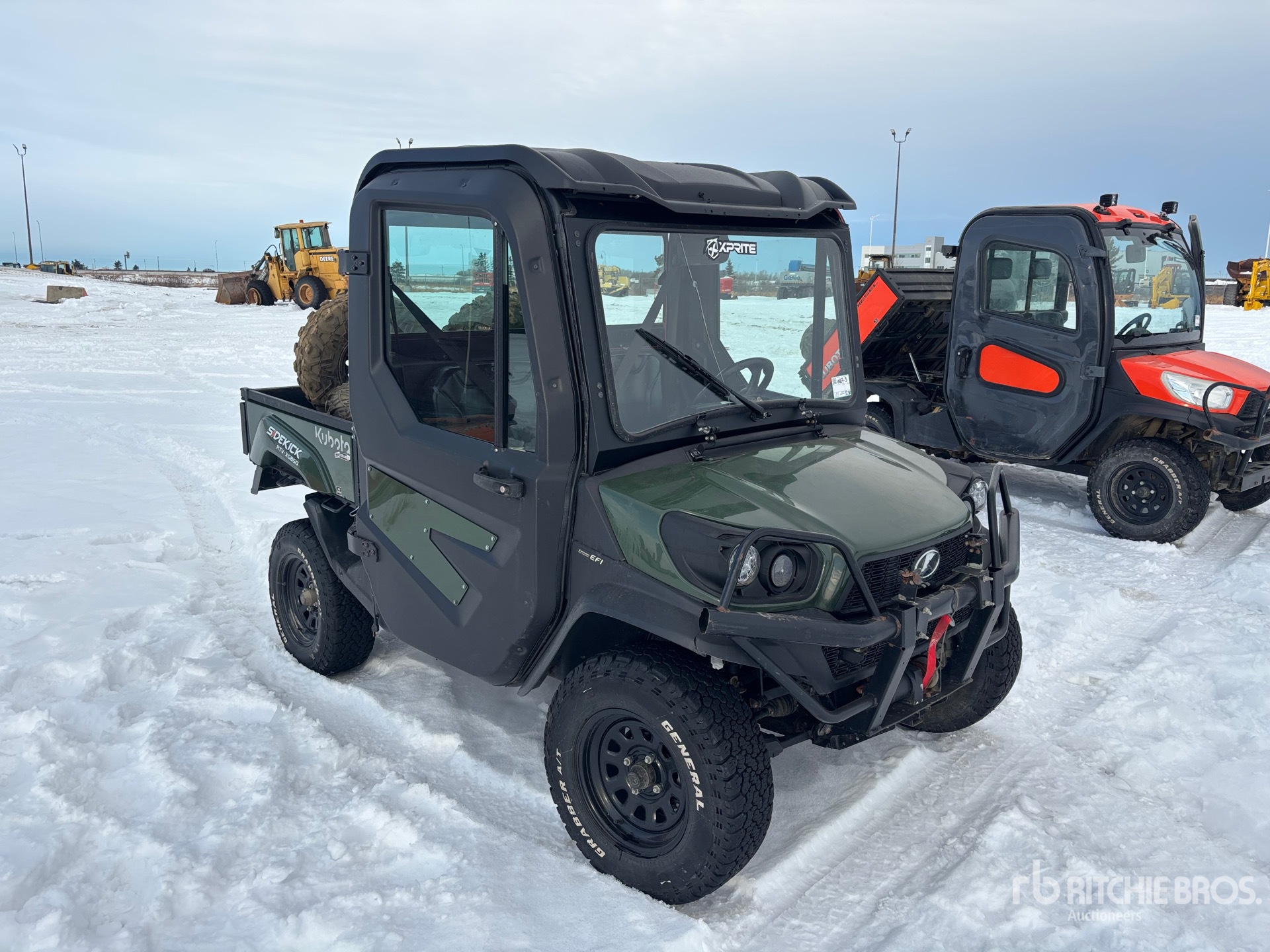 General Appearance with Picture, Right Front Corner