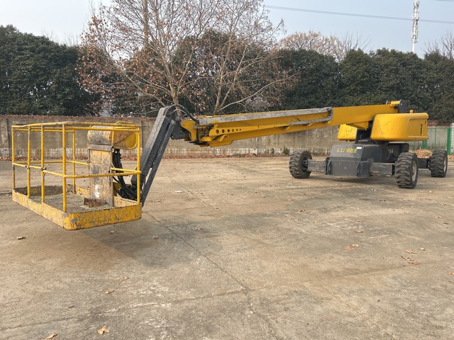 2017 XCMG GTBZ32S 4WD Diesel Telescopic Boom Lift
