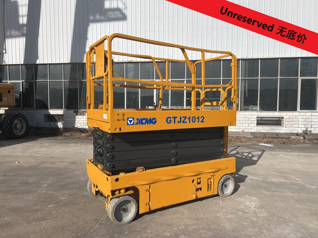 2018 XCMG GTJZ1012 Electric Scissor Lift