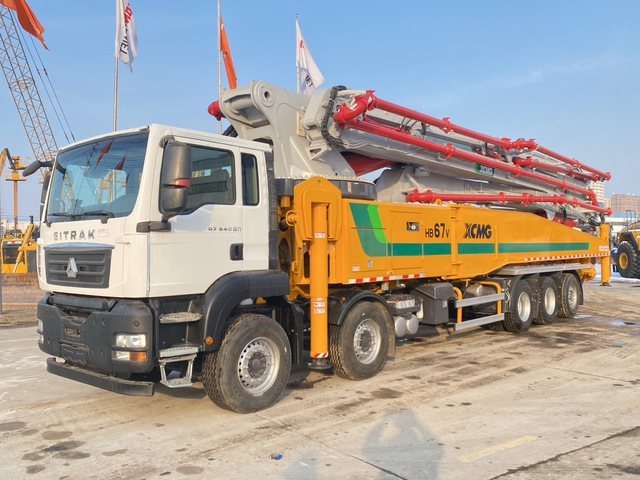 2020 XCMG XZS5541THBZ 10x4 Twin-Steer Concrete Pump Truck